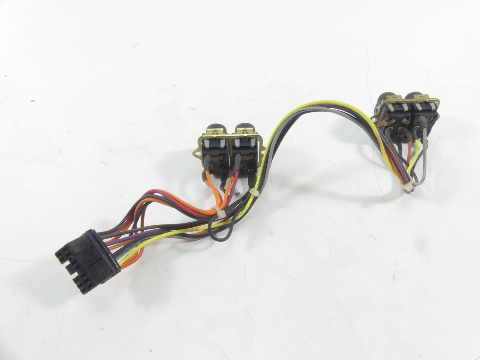 2006 Harley Touring FLHCU SE CVO Auxiliary Cruise Spot Speaker Switches  70271-9