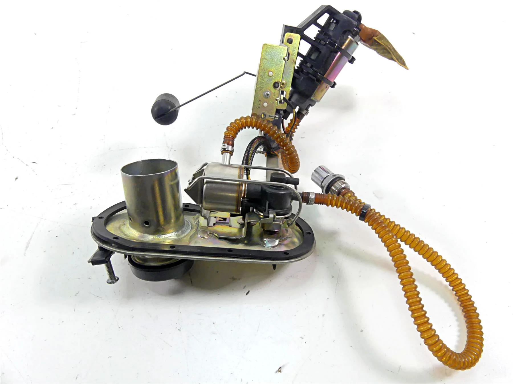 2006 Harley Touring FLHTCU SE E-Glide Fuel Gas Petrol Pump - Tested 62897-01B - Image 9