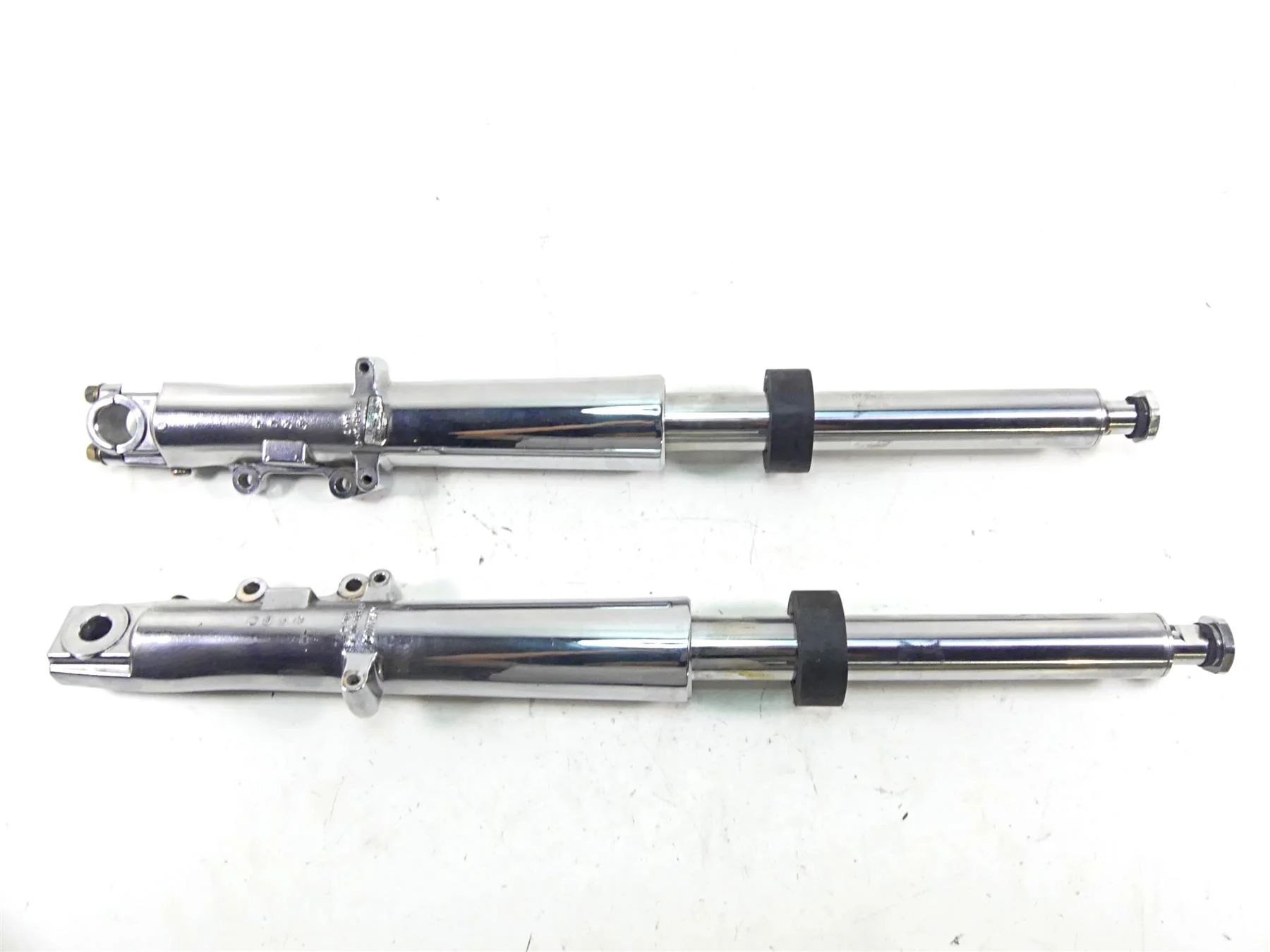2006 Harley Touring FLHTCU SE E-Glide Straight Front Fork Leg Set -Read 46621-06 - Image 2