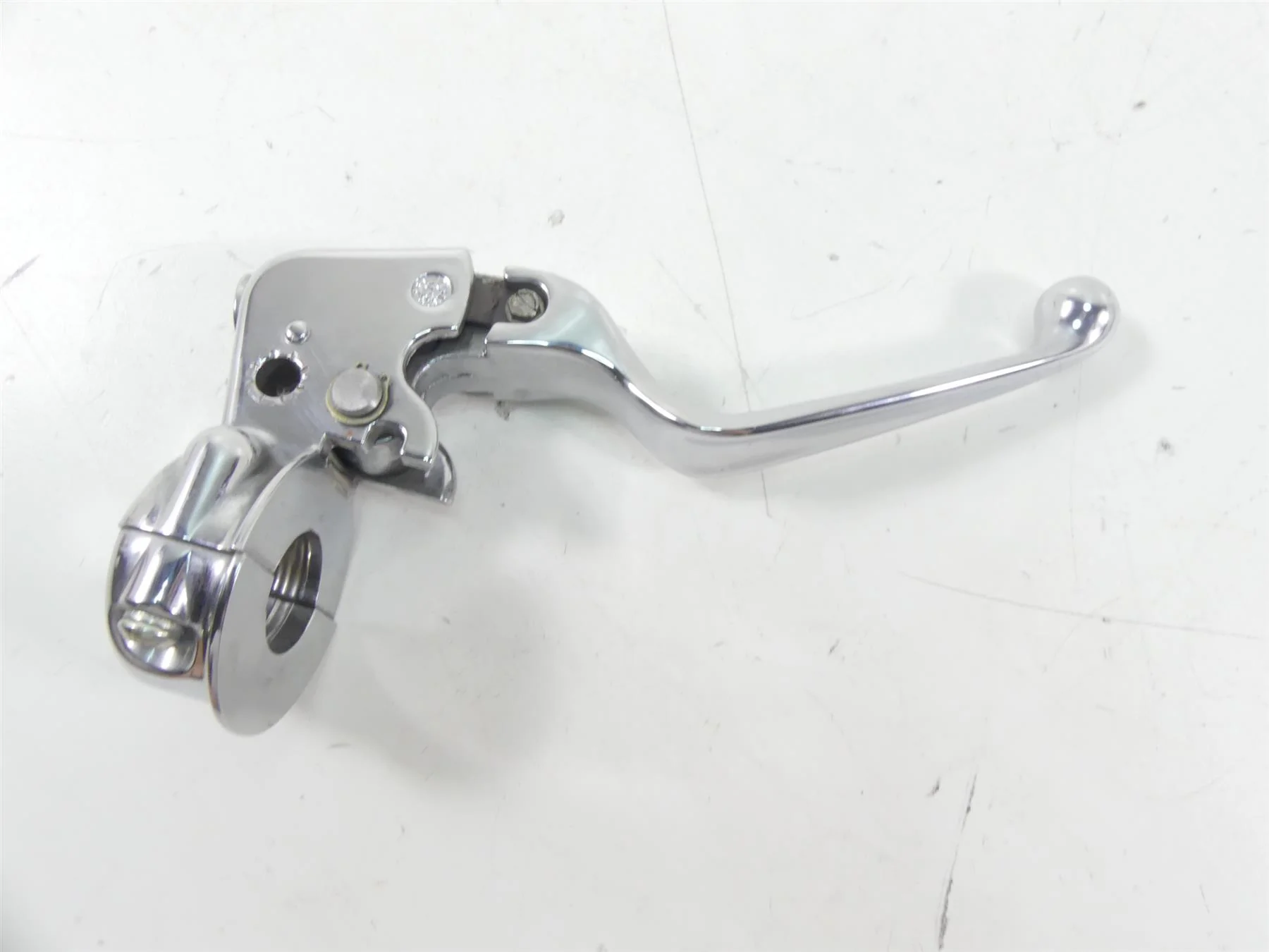 2006 Harley Touring FLHTCUI Electra Glide Chrome Clutch Perch & Lever 38608-96 - Image 4