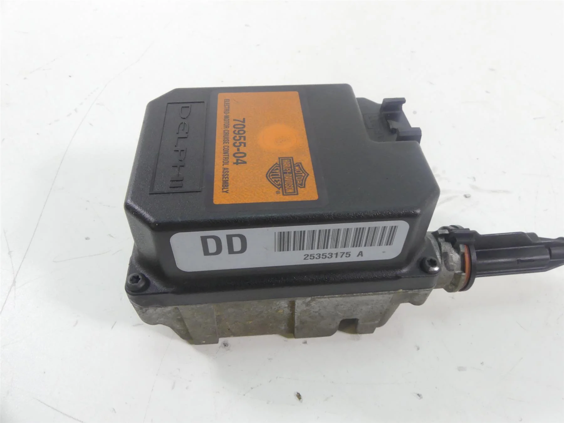 2006 Harley Touring FLHTCUI Electra Glide Cruise Control Module 70955-04 - Image 2
