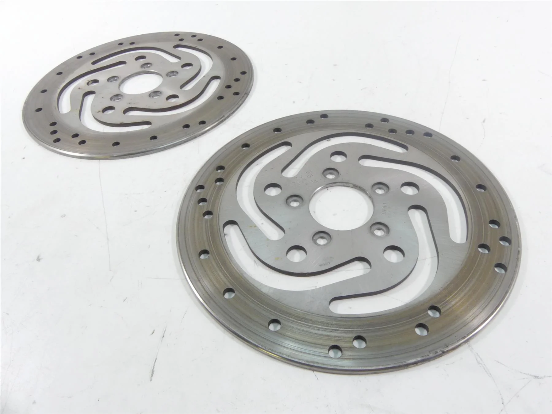 2006 Harley Touring FLHTCUI Electra Glide Front Brake Rotor Disc Set 44156-00 - Image 4