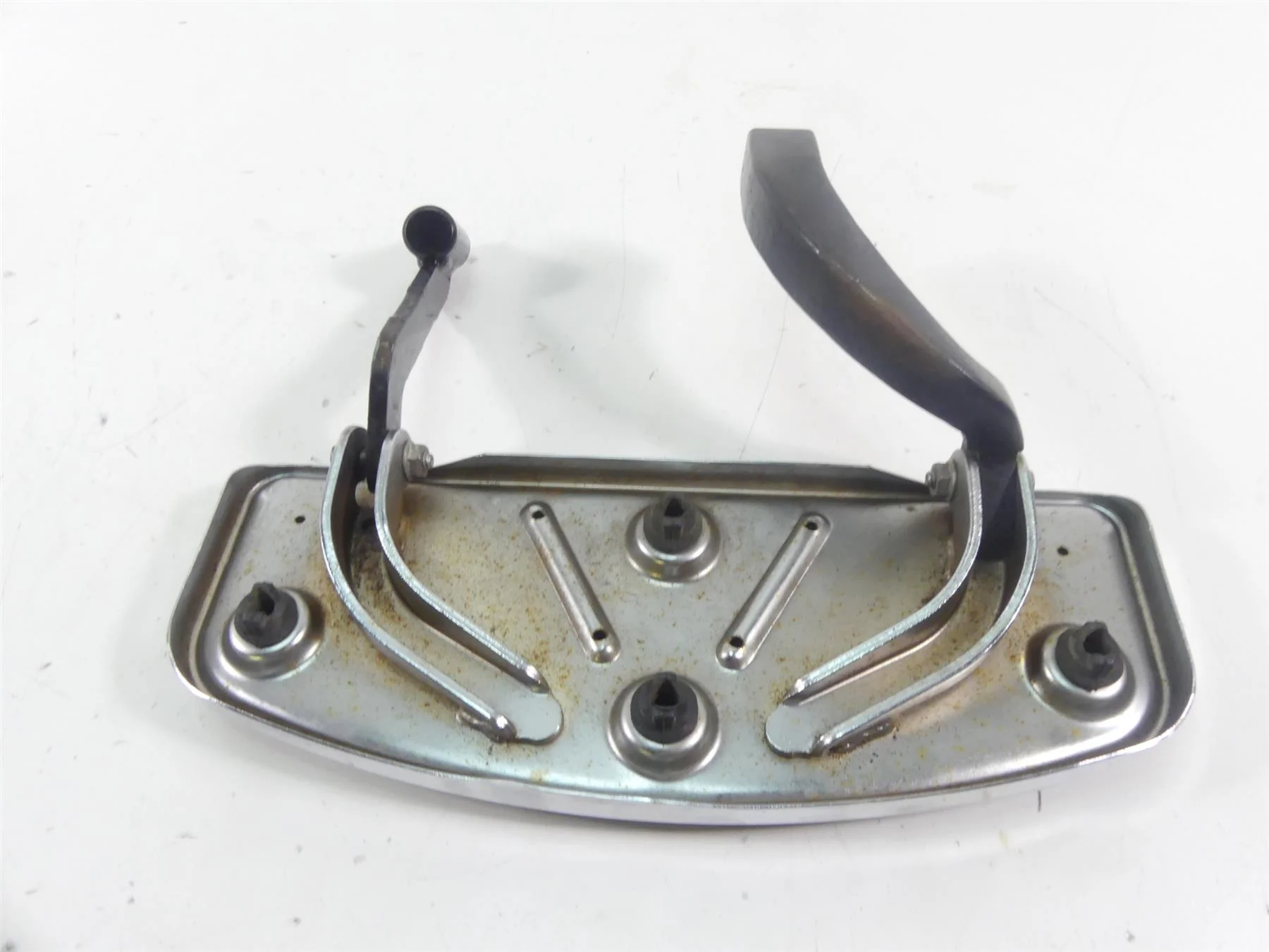 2006 Harley Touring FLHTCUI Electra Glide Front Right Floor Board 50518-83B - Image 4