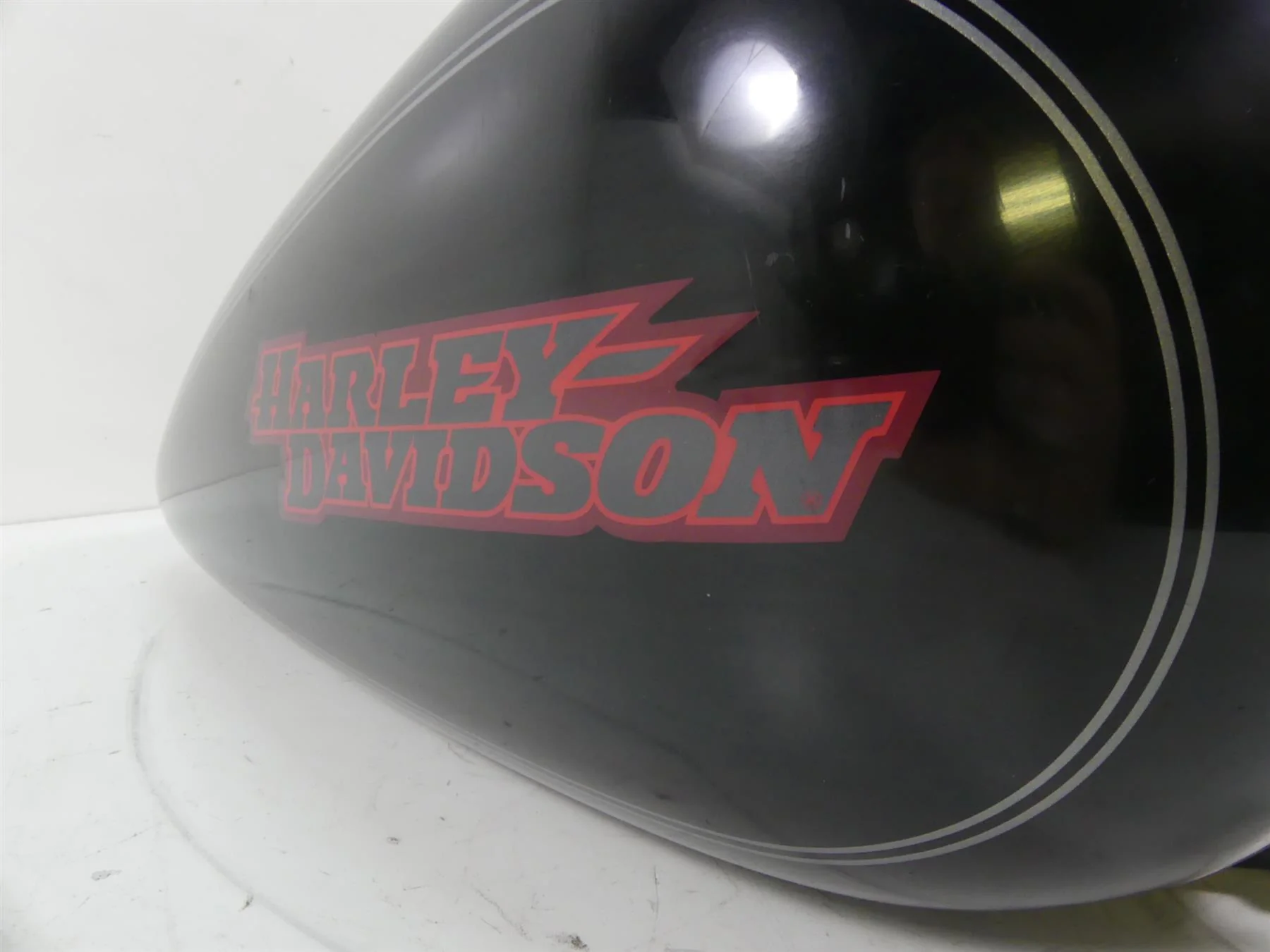 2006 Harley Touring FLHTCUI Electra Glide Fuel Gas Petrol Tank  61356-03 - Image 10