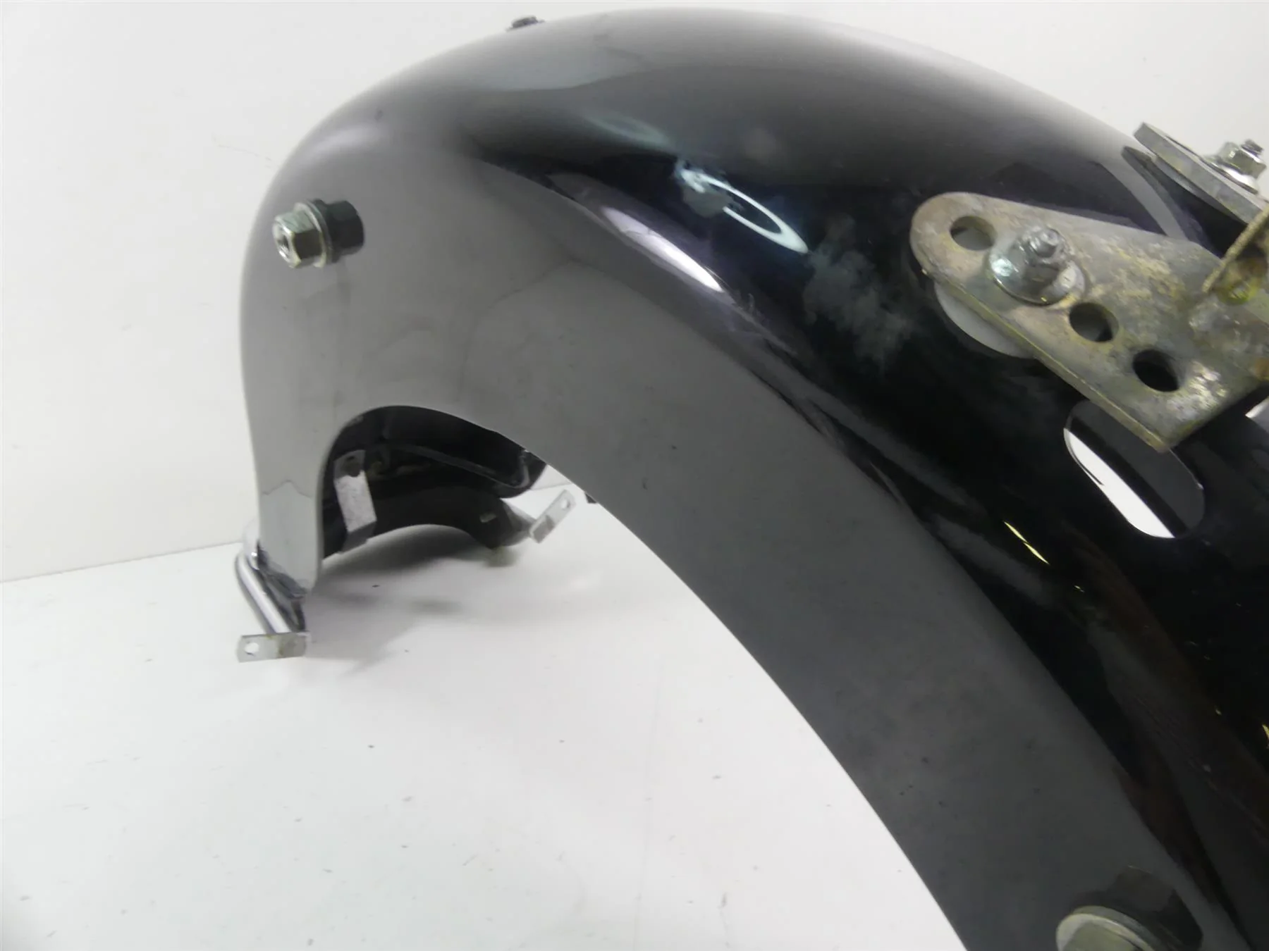 2006 Harley Touring FLHTCUI Electra Glide Rear Fender & Bumper 59579-06 - Image 3