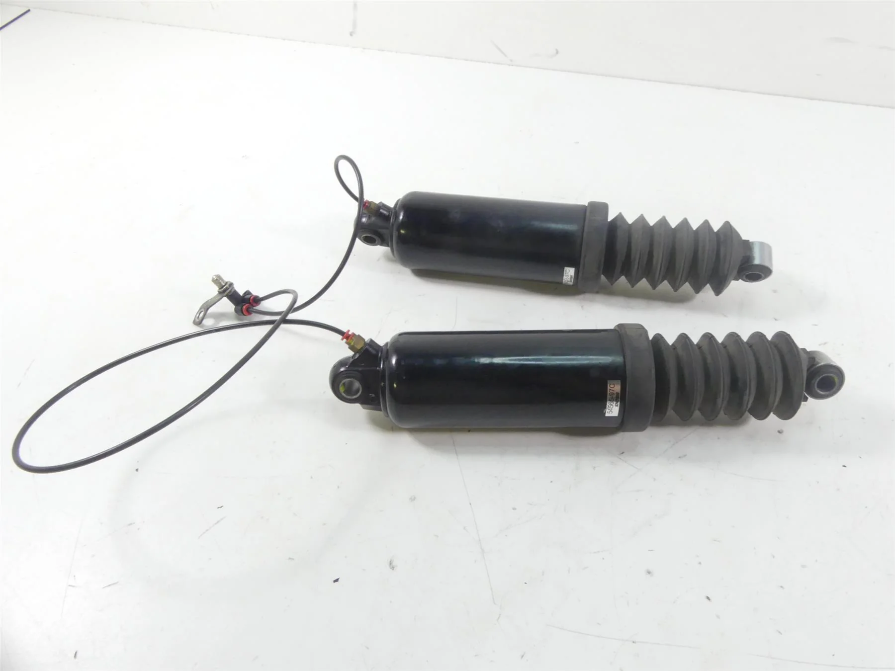 2006 Harley Touring FLHTCUI Electra Glide Showa Rear Shock Set 13" 54565-97C - Image 4