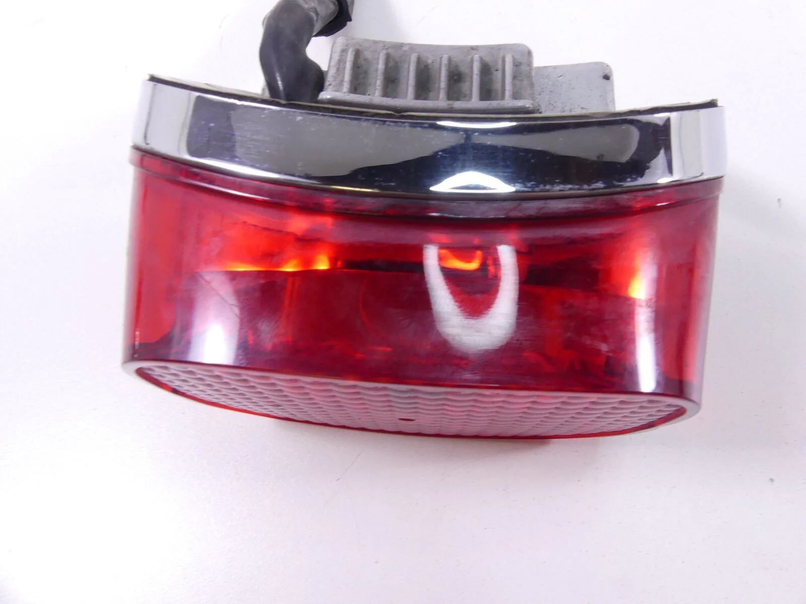 2006 Harley Touring FLHTCUI Electra Glide Taillight With Complete Wiring 68140-0 - Image 5