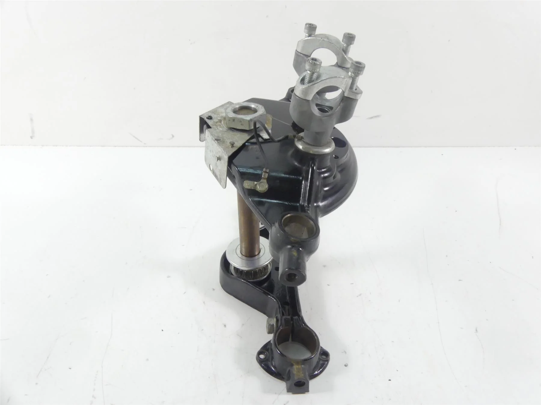 2006 Harley Touring FLHTCUI Electra Glide Upper Lower Triple Tree Riser 45446-87 - Image 4