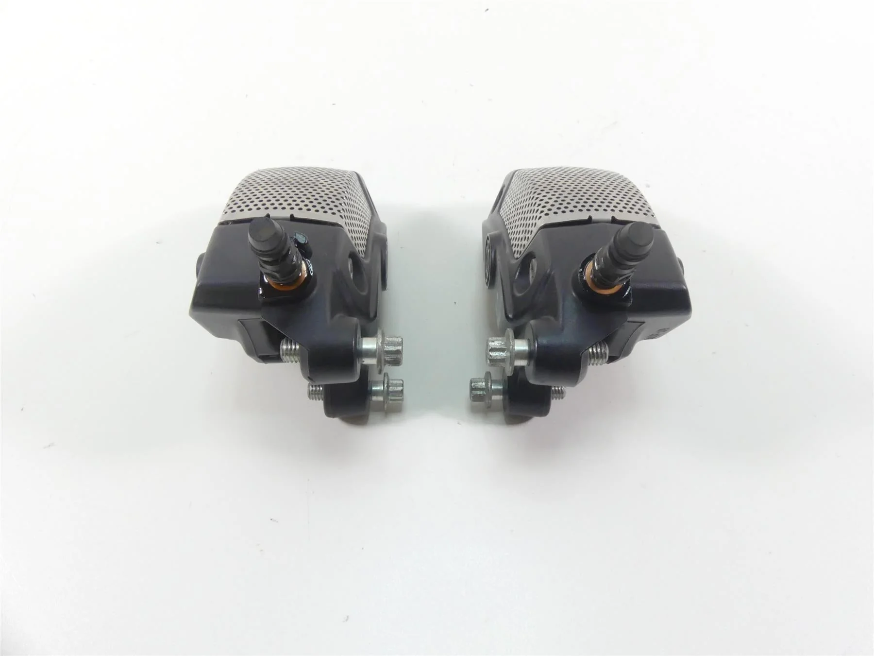 2006 Harley VRSCD Night Rod Front Brake Caliper & Line Set 44731-06A 44732-06A - Image 3
