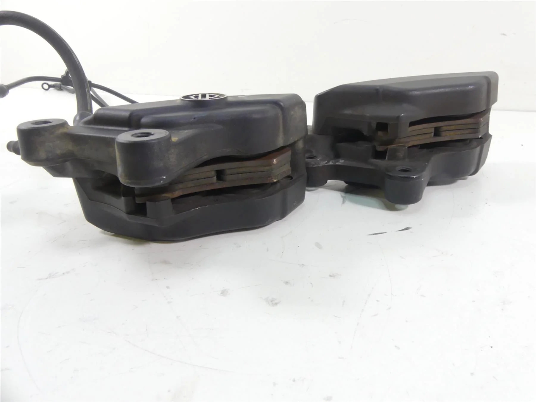 2006 Harley VRSCD Night V Rod Front Brembo Brake Caliper  Set 44731-06 44732-06 - Image 6
