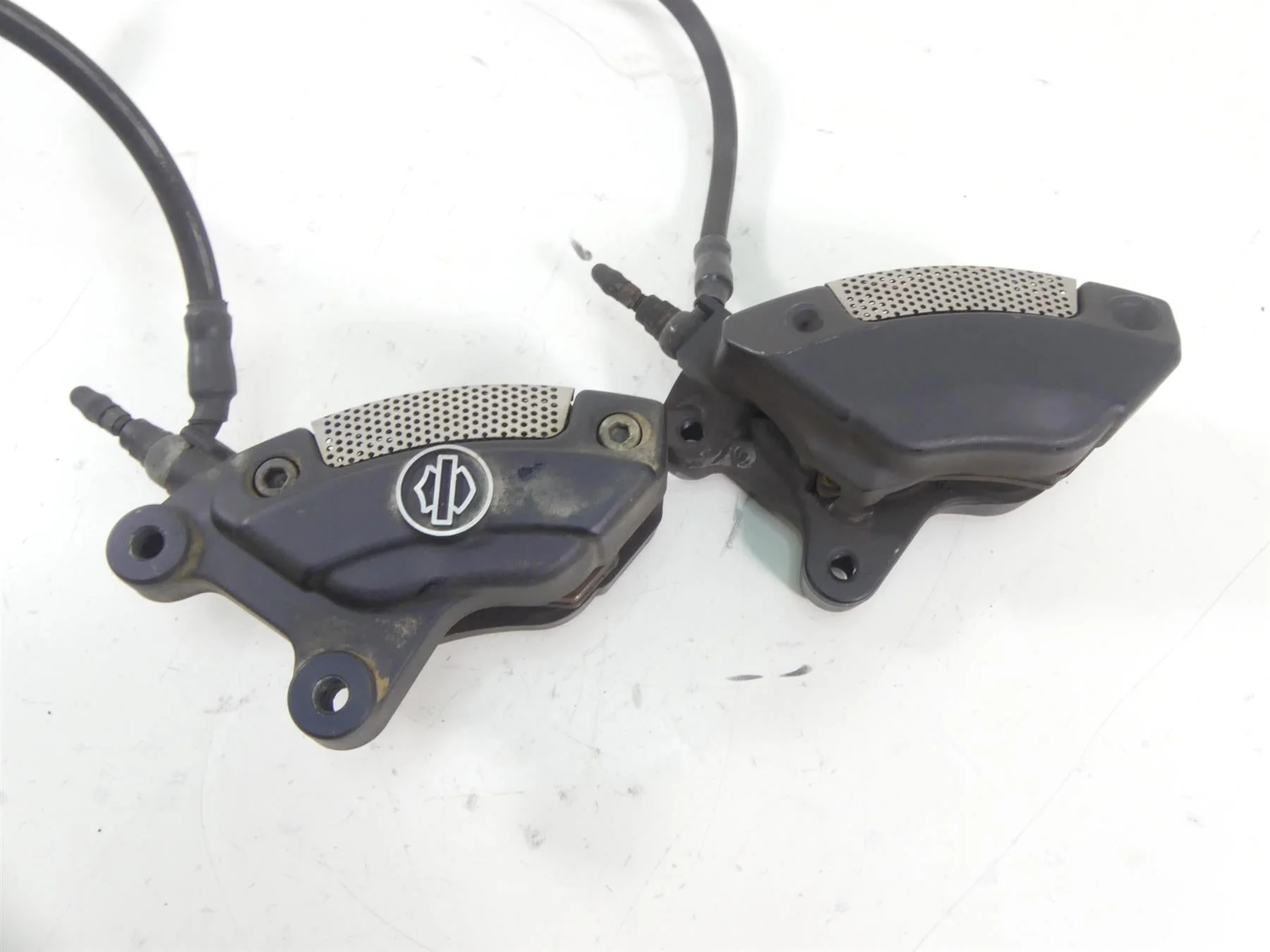 2006 Harley VRSCD Night V Rod Front Brembo Brake Caliper  Set 44731-06 44732-06 - Image 7