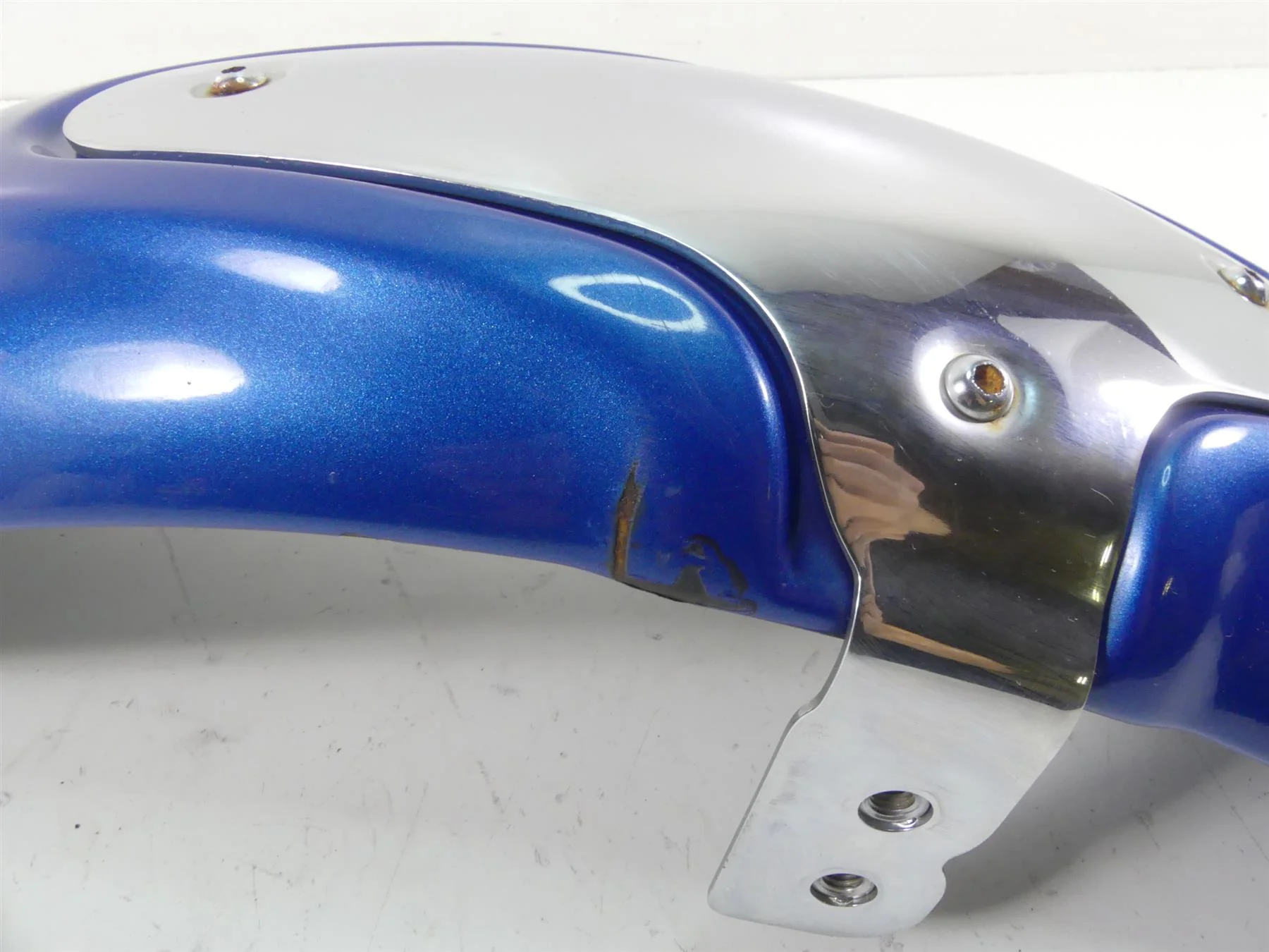 2006 Harley VRSCD Night V Rod Front Fender Tire Hugger + Bracket 59639-07BEO - Image 4