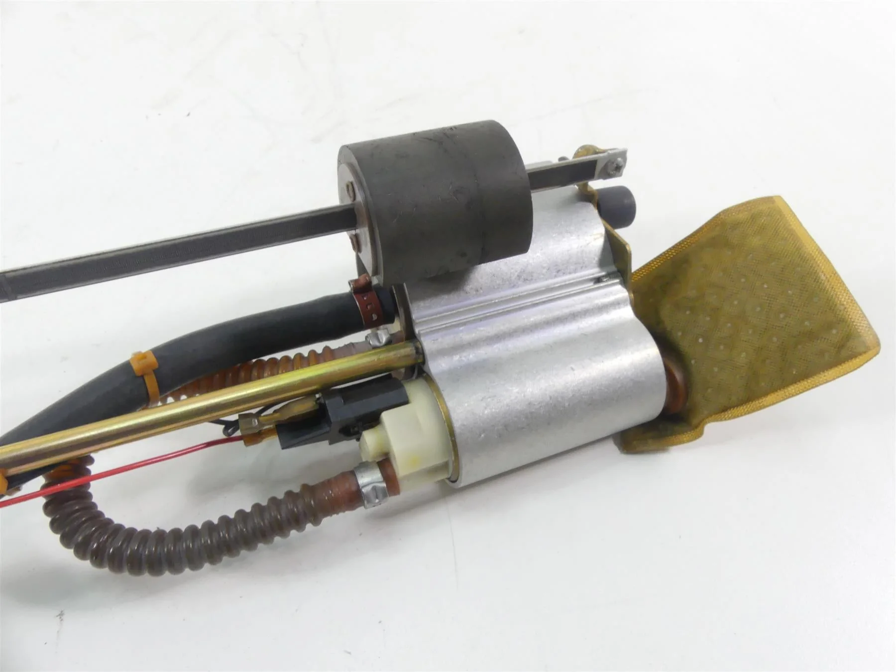 2006 Harley VRSCD Night V Rod Fuel Gas Petrol Pump -Read 75123-01 - Image 6