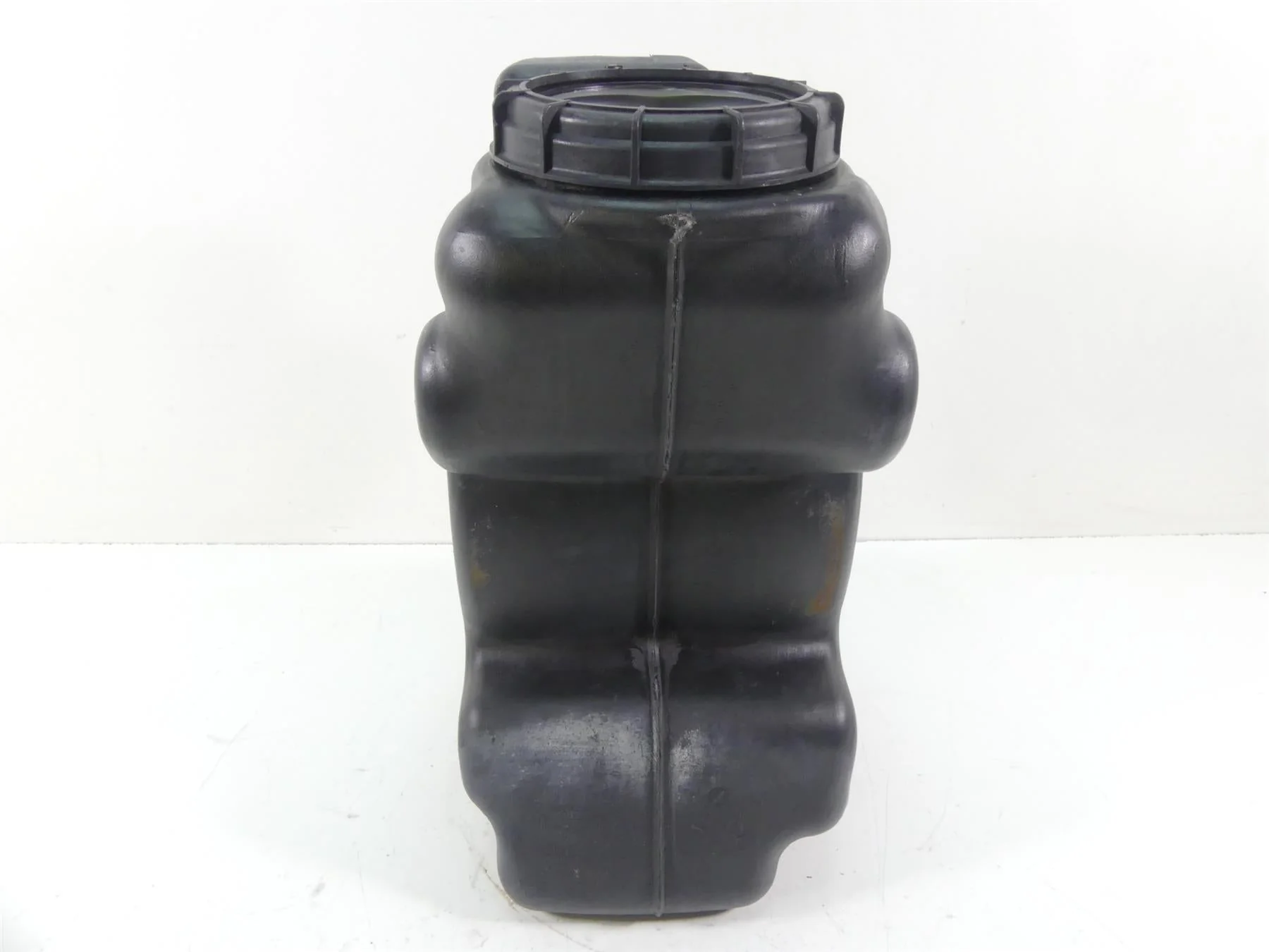 2006 Harley VRSCD Night V Rod Plastic Fuel Gas Petrol Tank Reservoir 62921-01 - Image 3