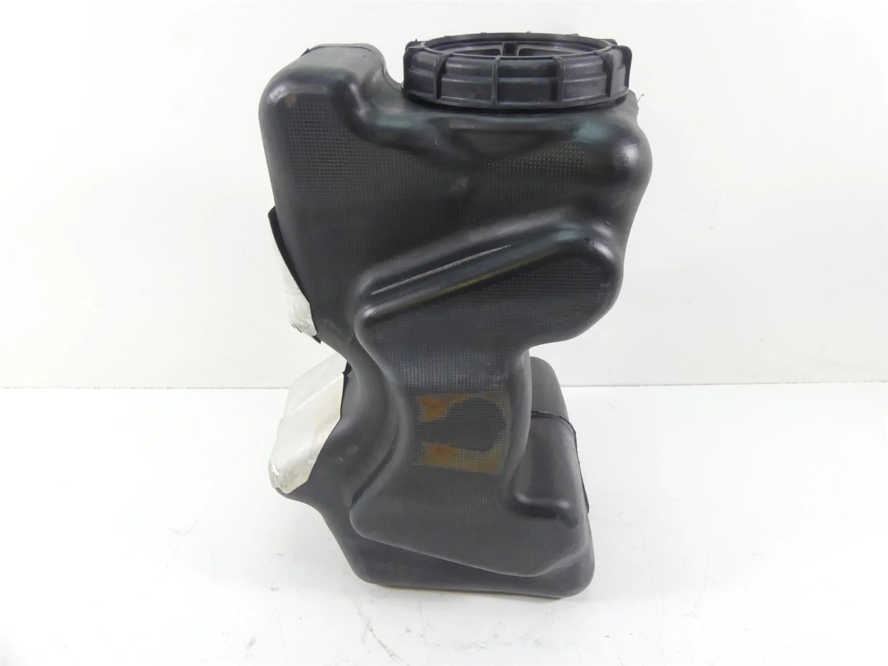 2006 Harley VRSCD Night V Rod Plastic Fuel Gas Petrol Tank Reservoir 62921-01 - Image 4