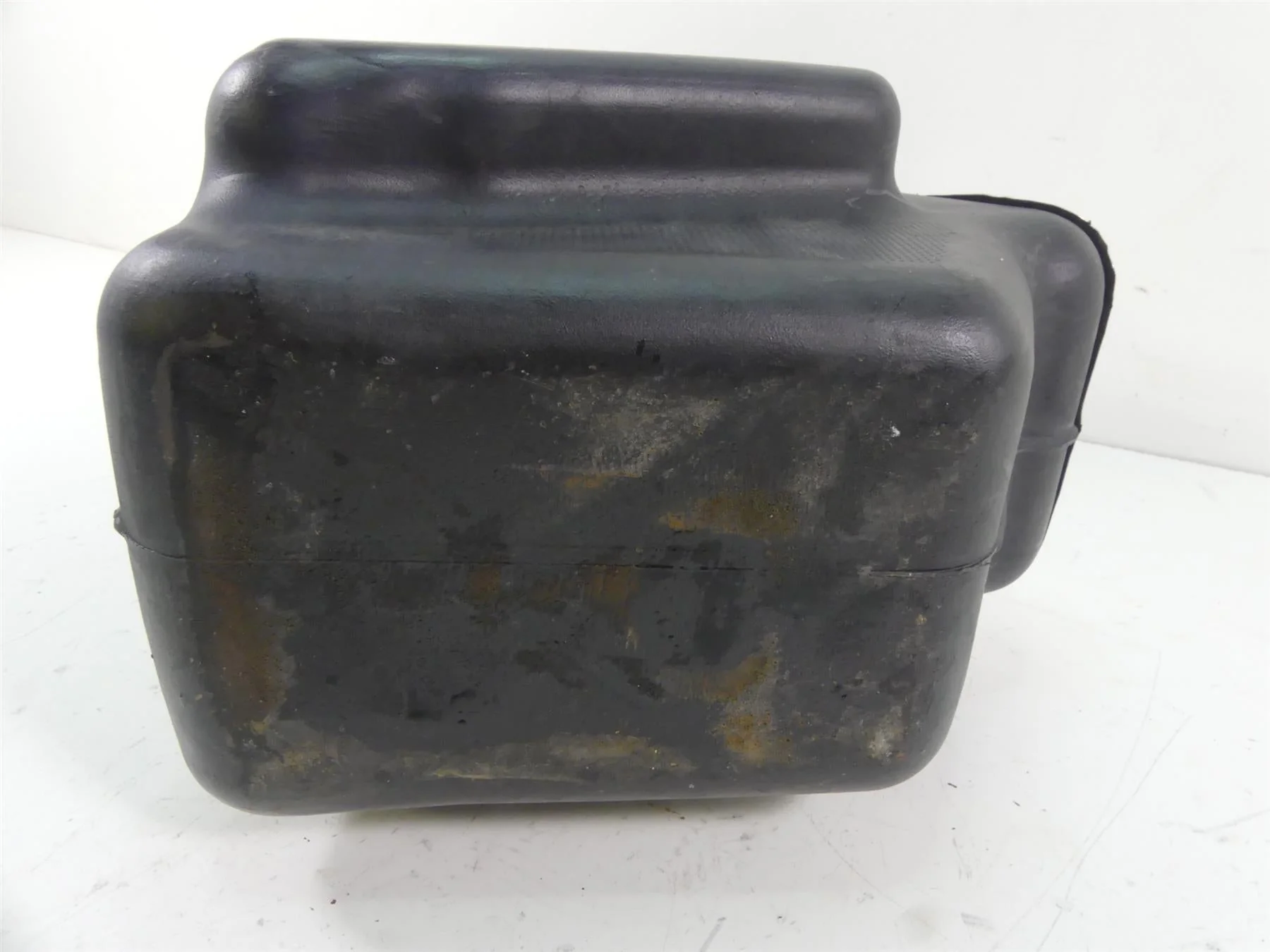2006 Harley VRSCD Night V Rod Plastic Fuel Gas Petrol Tank Reservoir 62921-01 - Image 6