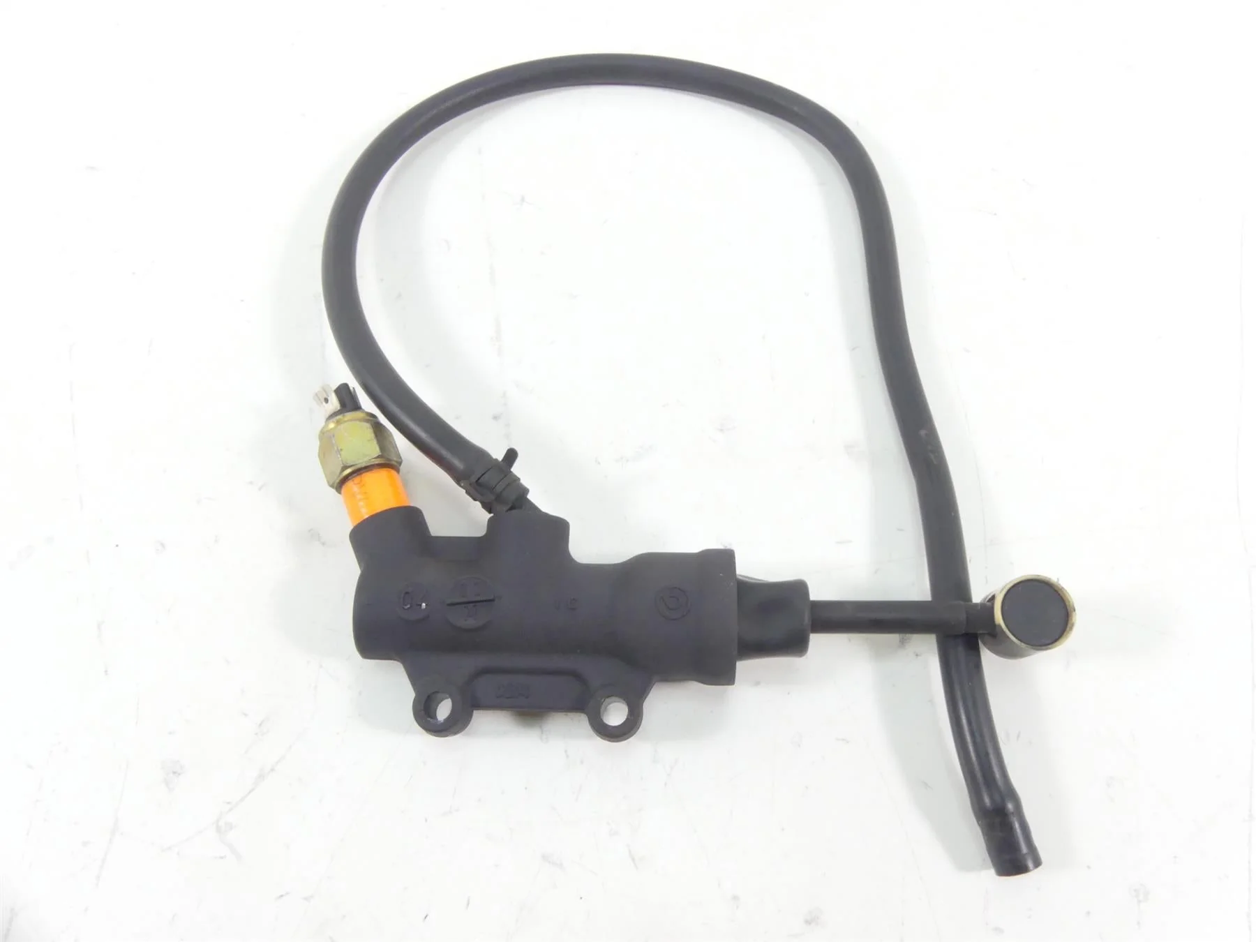 2006 Harley VRSCD Night V Rod Rear Brembo Brake Master Cylinder 44571-06C