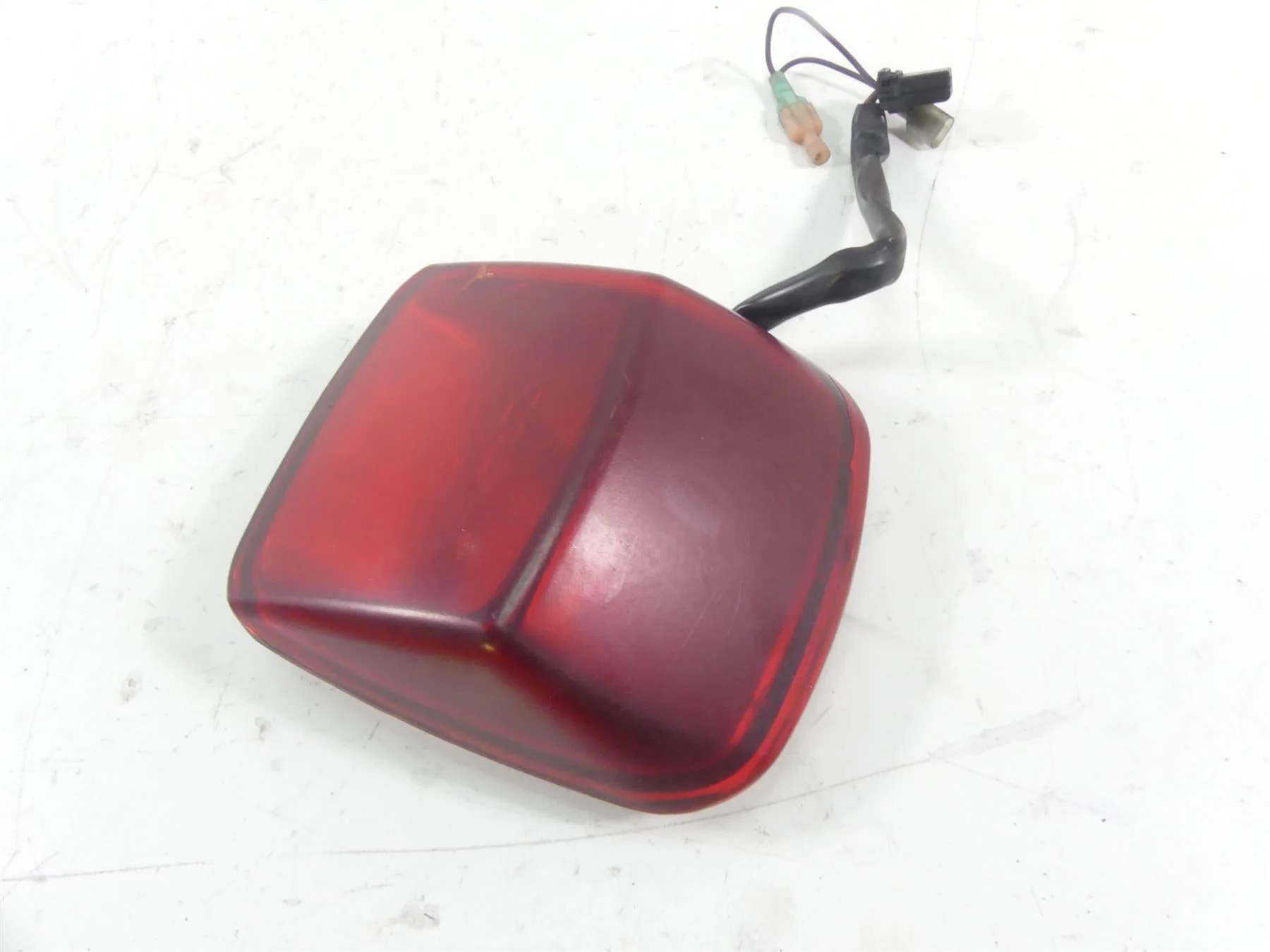2006 Harley VRSCD Night V Rod Rear Tail Light Brake Stop Lamp - Read 68876-01A - Image 2