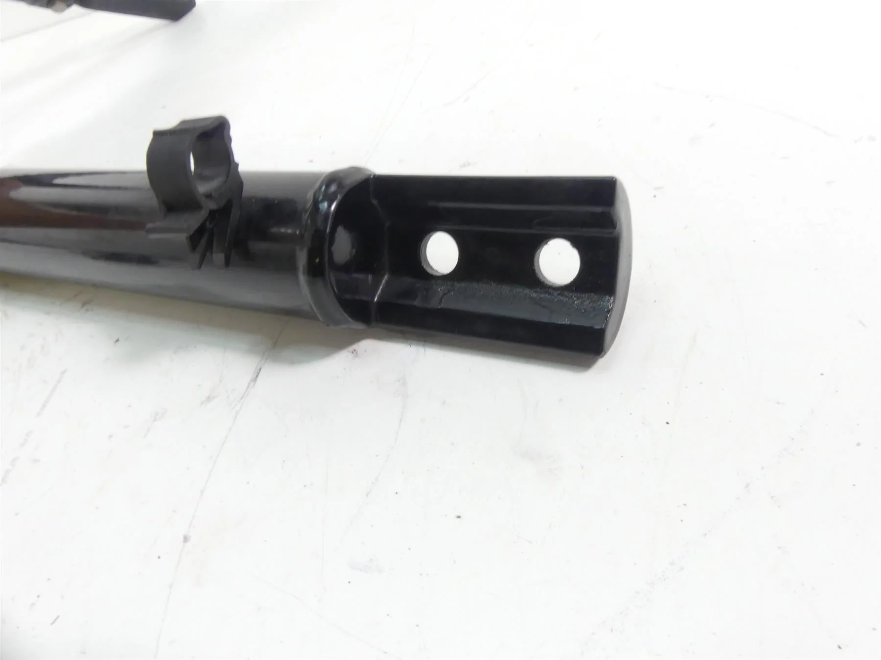 2006 Harley VRSCD Night V Rod Right Front Frame Downtube + Pegs 48067-06BK - Image 5