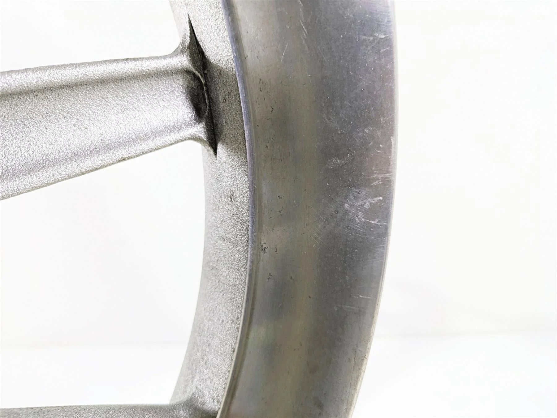 2006 Harley VRSCR Street V-Rod 10 Spoke Front Wheel Rim 19x3 43366-05 - Image 10
