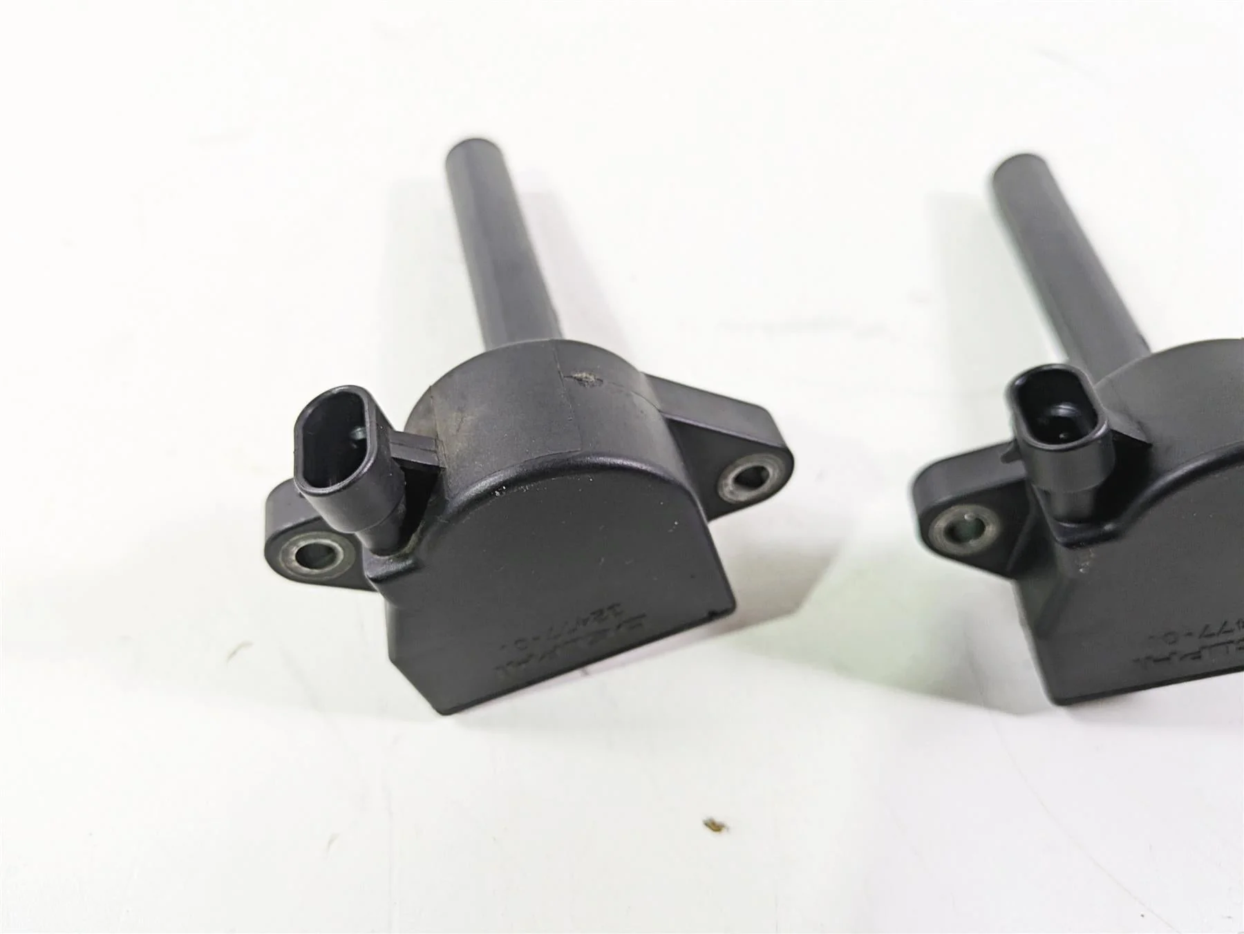 2006 Harley VRSCR Street V-Rod Delphi Ignition Coil Set 32477-01A - Image 10