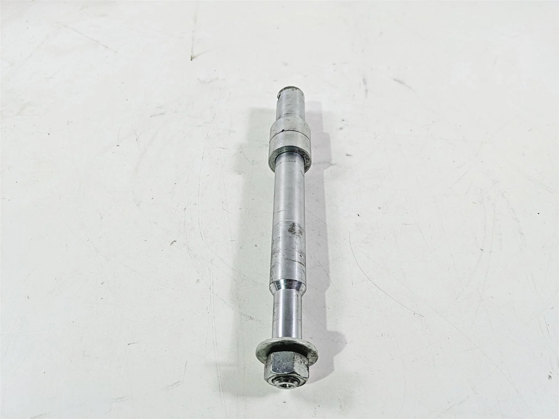 2006 Harley VRSCR Street V-Rod Front Axle Wheel Spindle 1" 41540-04 - Image 4