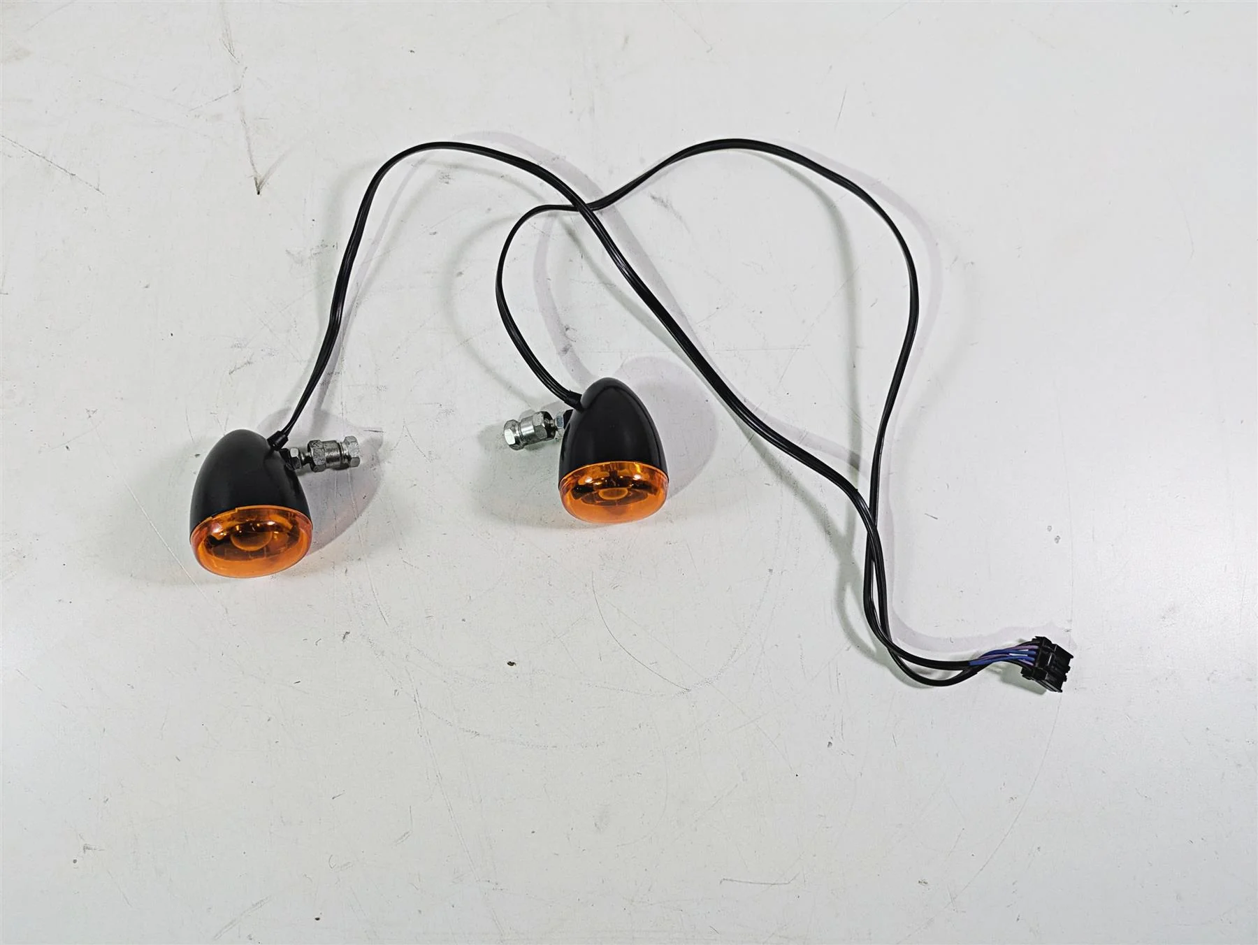 2006 Harley VRSCR Street V-Rod Front Blinker Turn Signal Set 68804-06 - Image 4