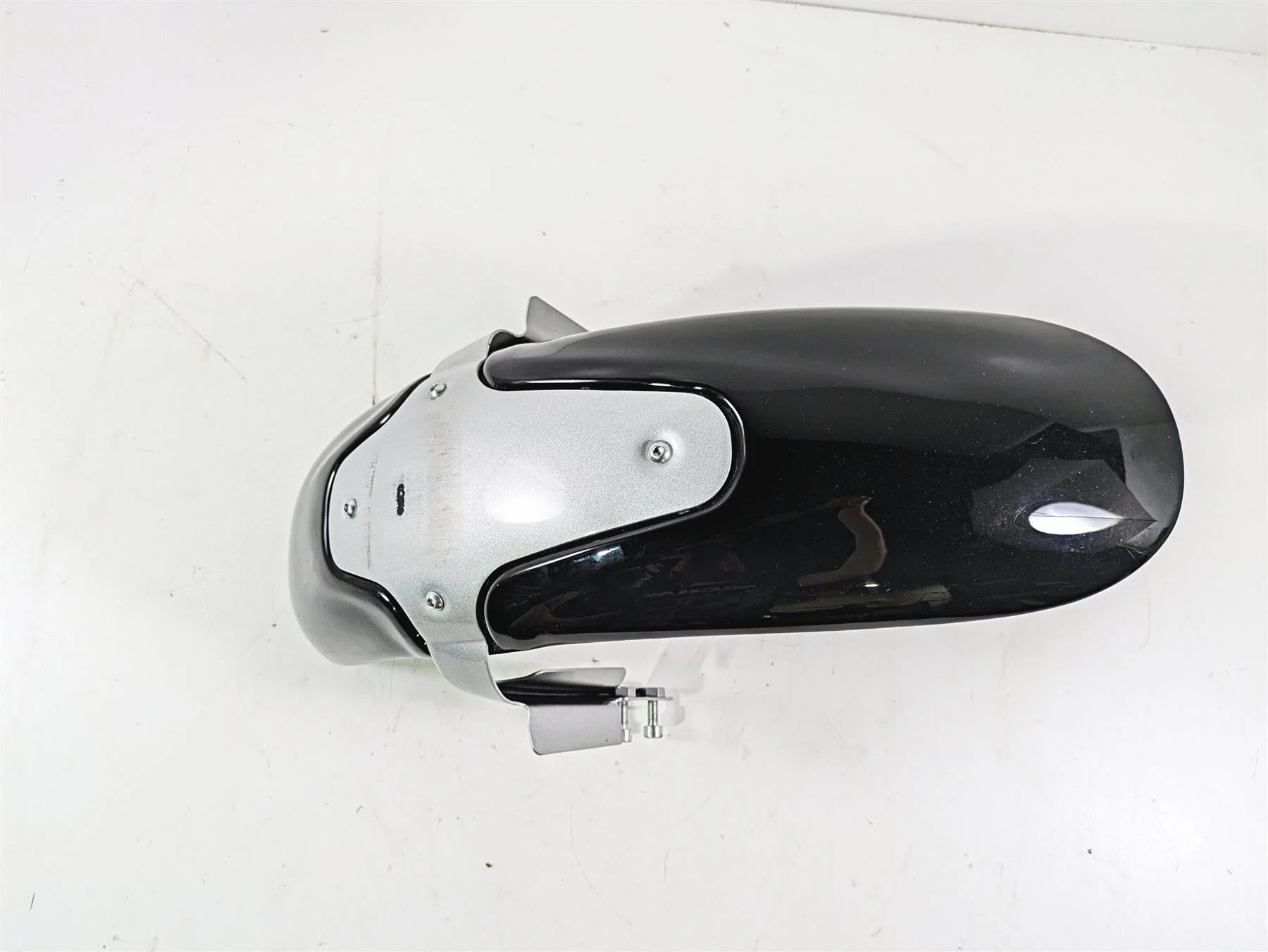 2006 Harley VRSCR Street V-Rod Front Fender & Bracket 59639-07BEO - Image 5