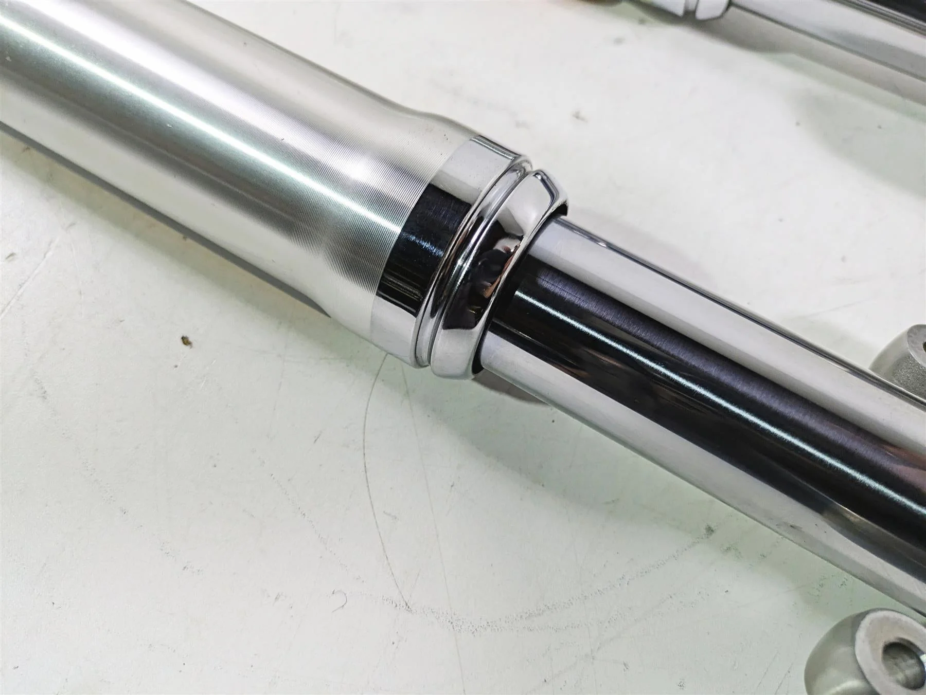 2006 Harley VRSCR Street V-Rod Front Fork Leg Set Straight 46774-06 46775-06 - Image 8