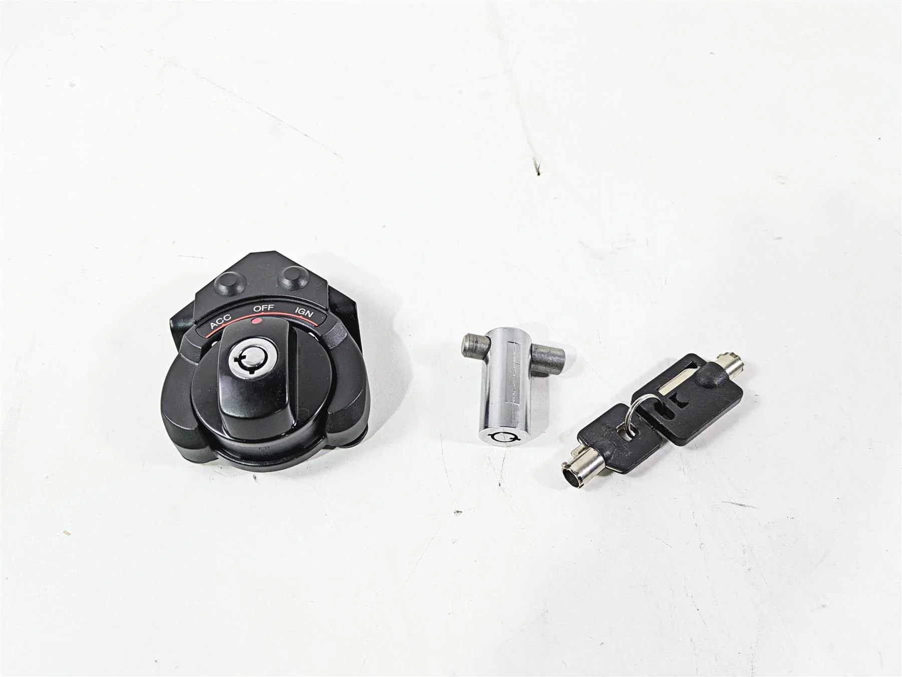 2006 Harley VRSCR Street V-Rod Ignition Switch Key Lock Set 71404-06