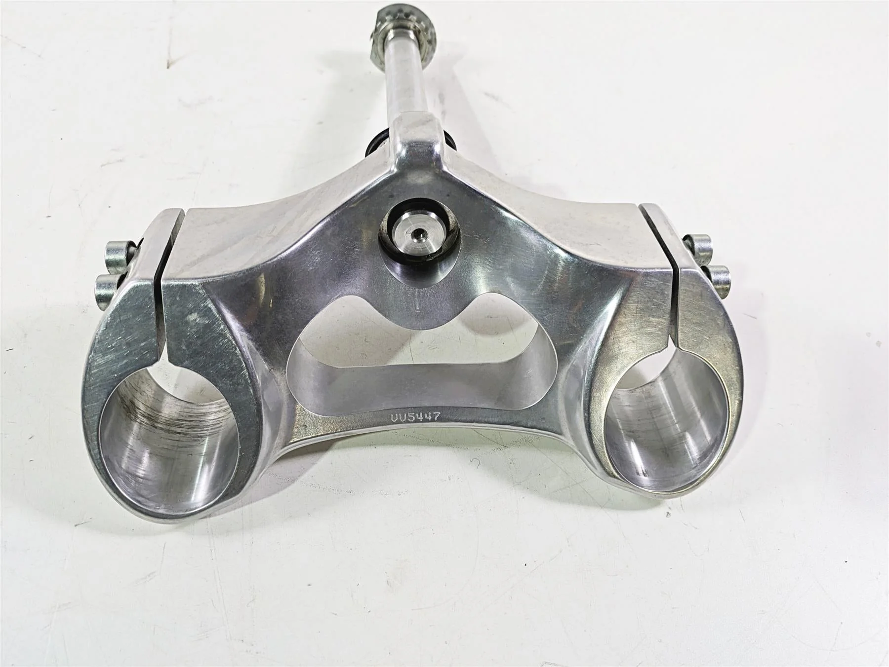 2006 Harley VRSCR Street V-Rod Lower Triple Tree Steering Clamp 46781-06A - Image 9