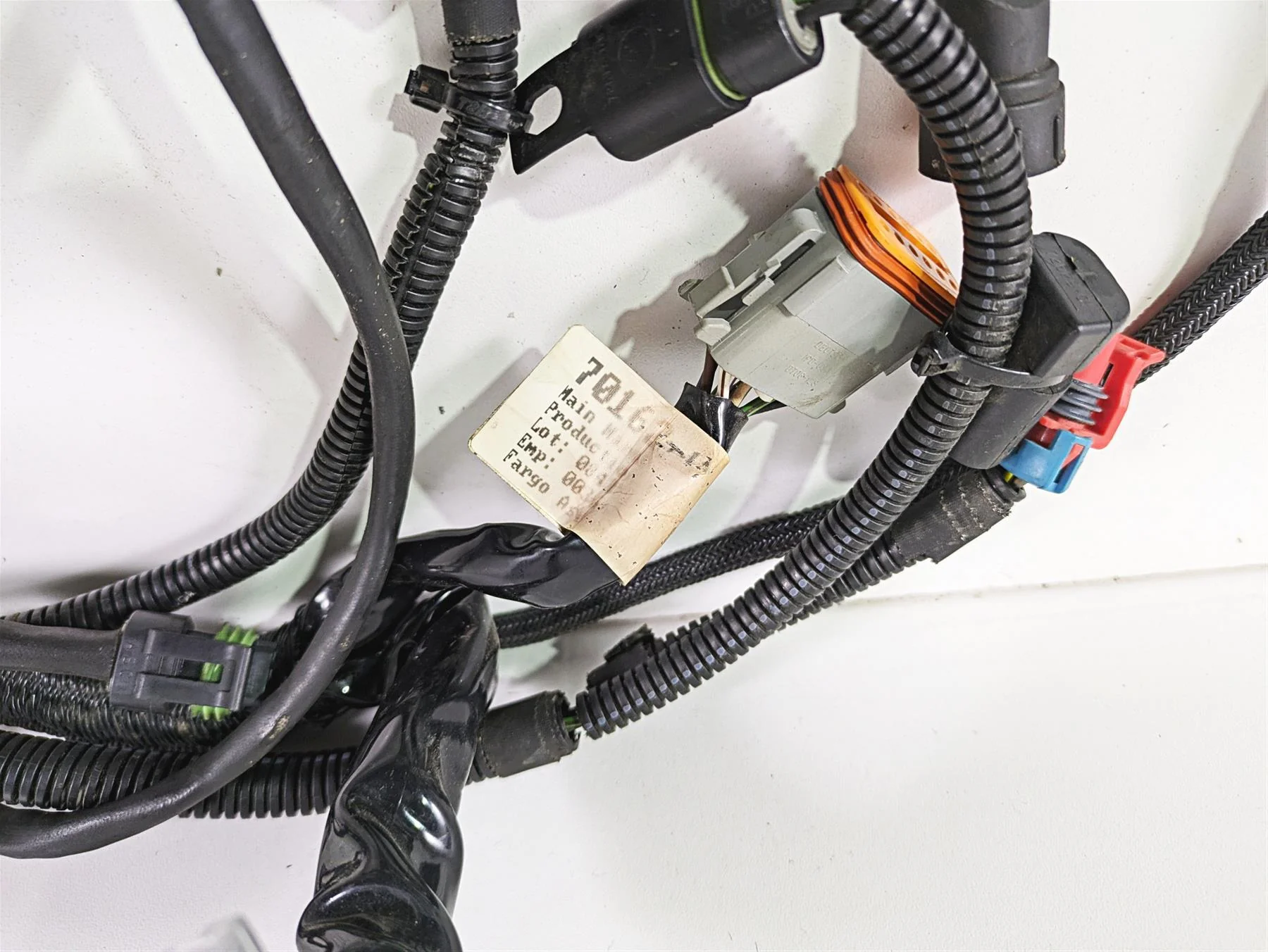 2006 Harley VRSCR Street V-Rod Main & Engine Wiring Harness 70162-06 - Image 2