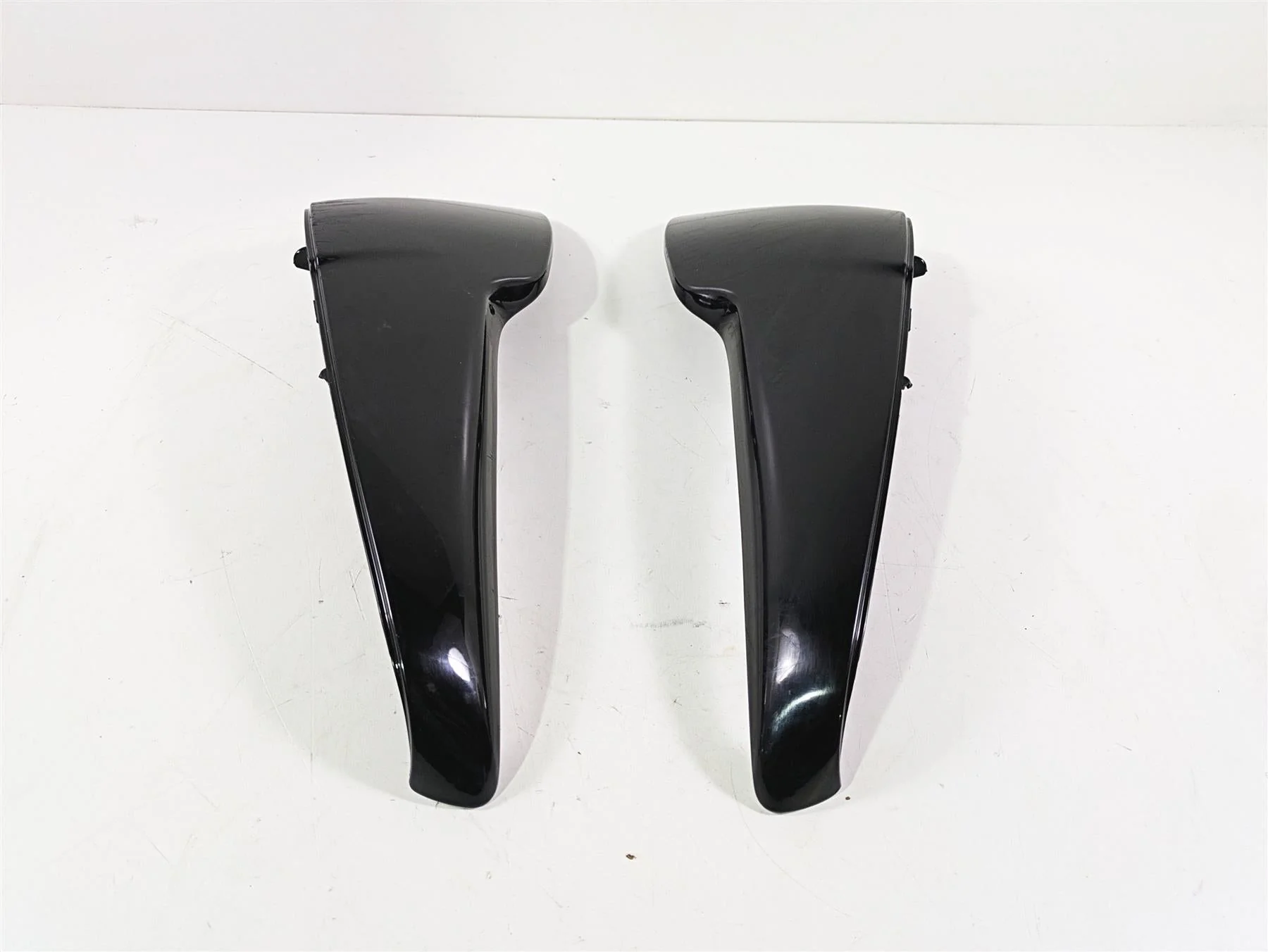 2006 Harley VRSCR Street V-Rod Radiator Side Cover Fairing Set 66166-06 66167-06 - Image 2