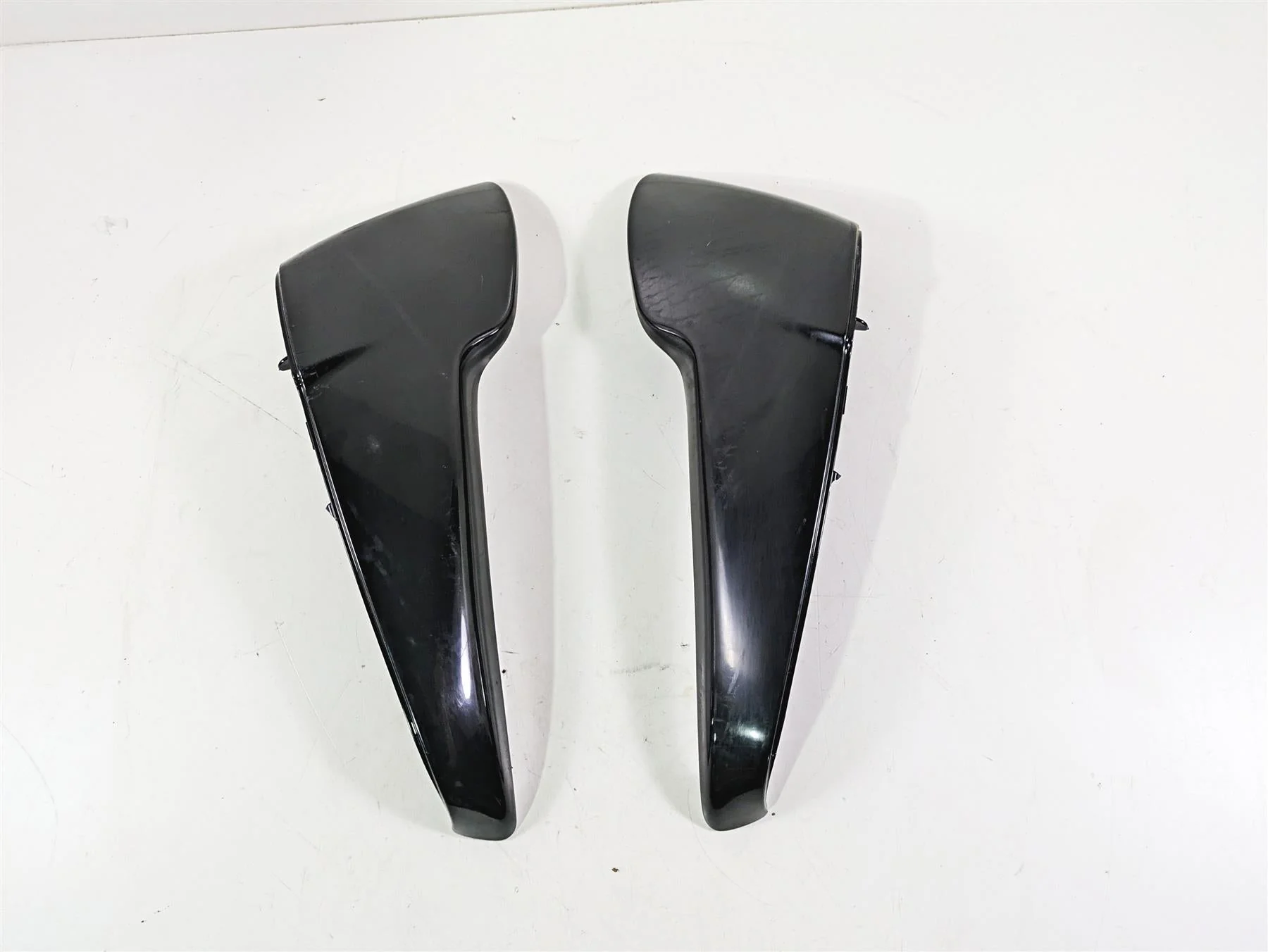 2006 Harley VRSCR Street V-Rod Radiator Side Cover Fairing Set 66166-06 66167-06 - Image 5