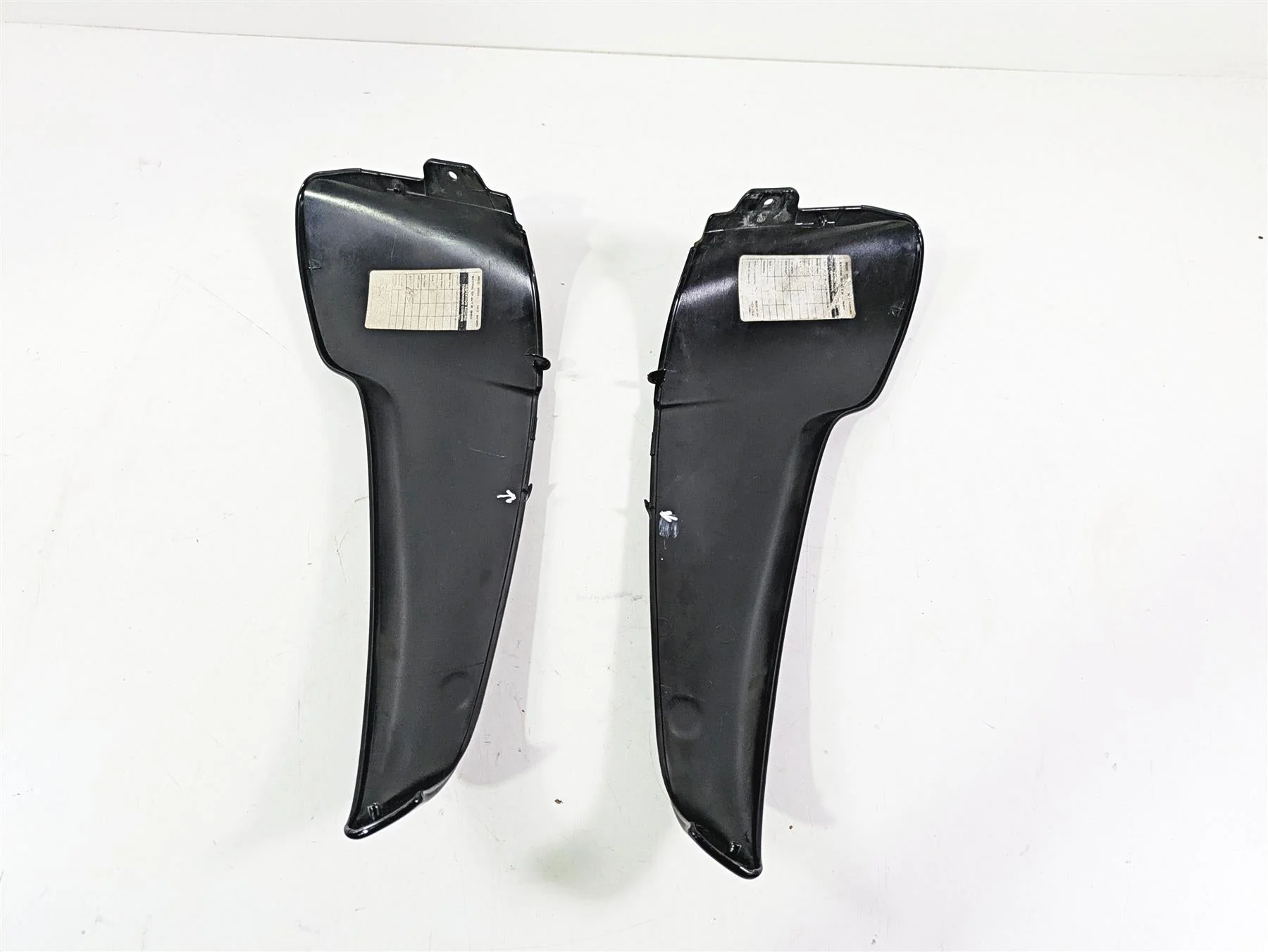 2006 Harley VRSCR Street V-Rod Radiator Side Cover Fairing Set 66166-06 66167-06 - Image 8