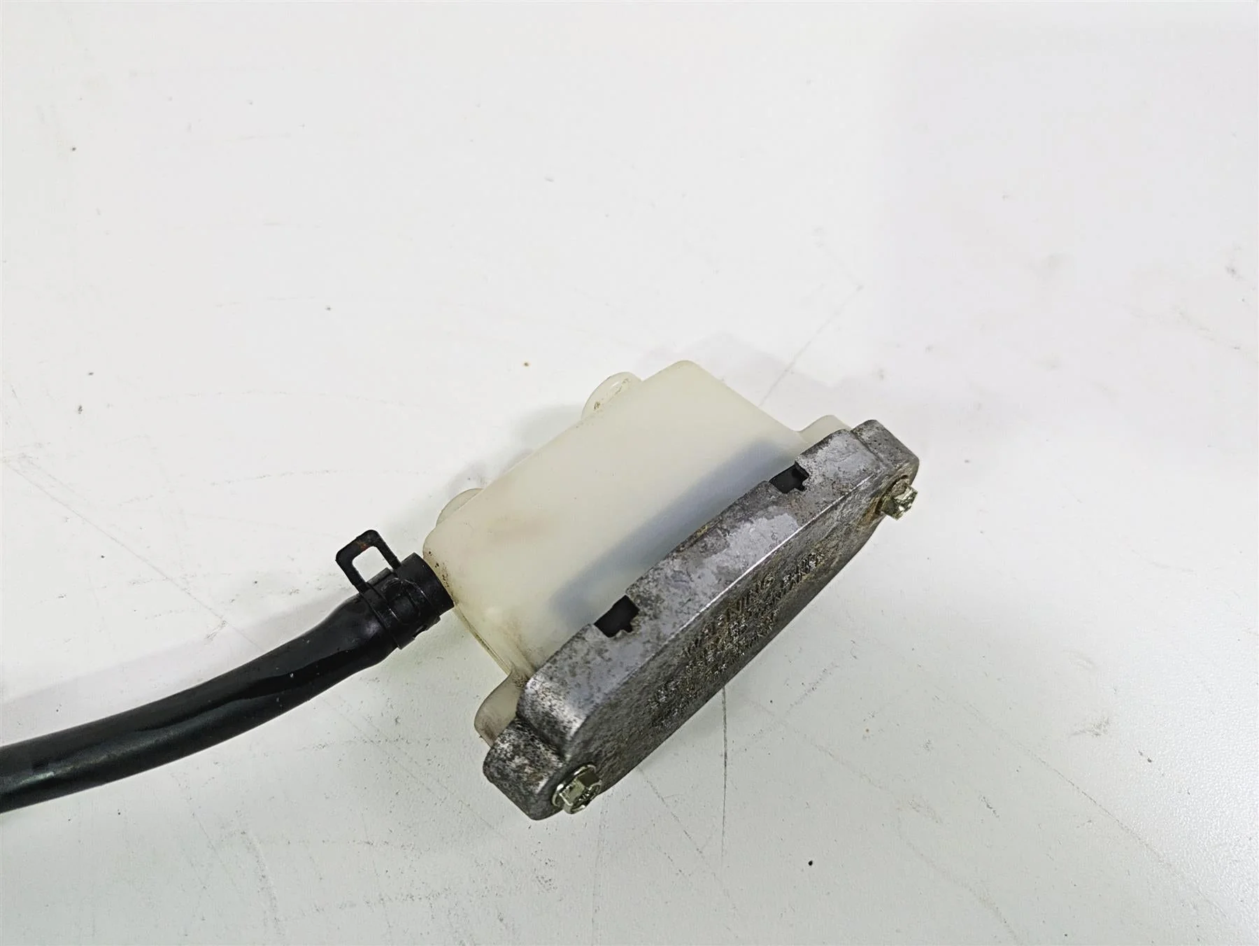 2006 Harley VRSCR Street V-Rod Rear Brake Master Cylinder 44571-06C - Image 6