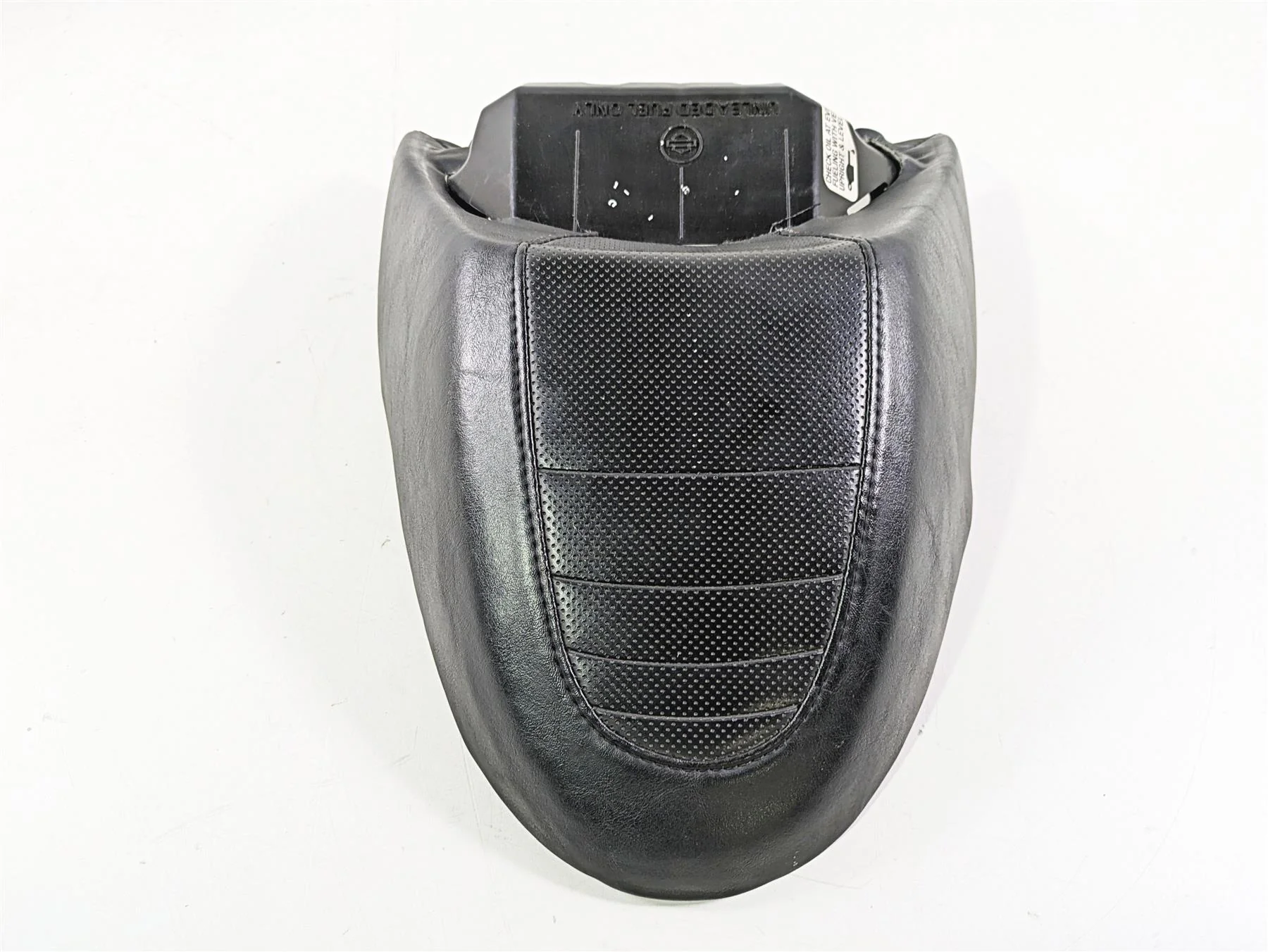 2006 Harley VRSCR Street V-Rod Rear Passenger Seat Saddle 52416-06 - Image 4