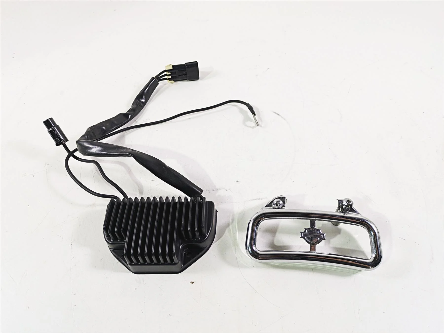 2006 Harley VRSCR Street V-Rod Rectifier Voltage Regulator 74440-01
