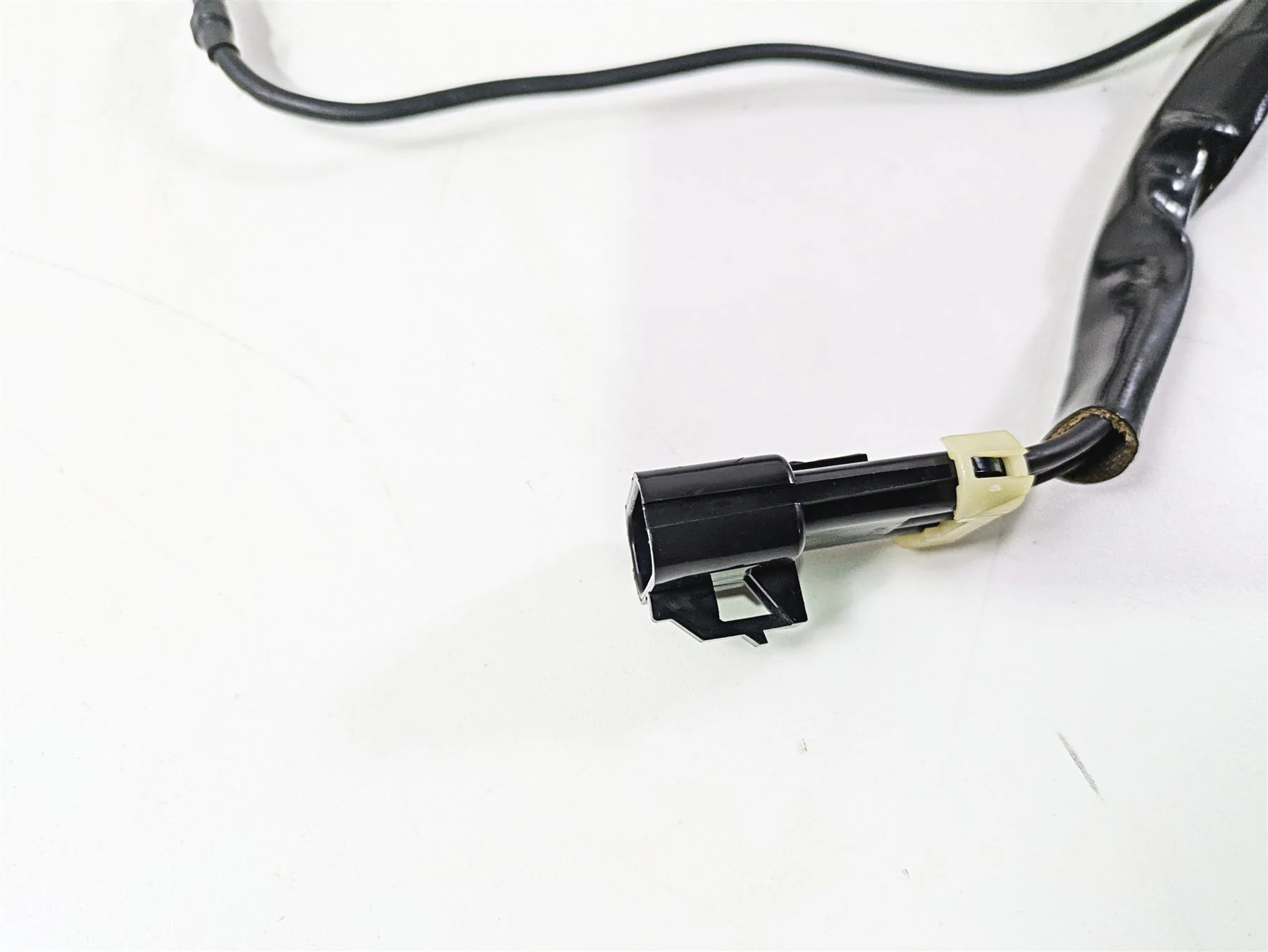 2006 Harley VRSCR Street V-Rod Rectifier Voltage Regulator 74440-01 - Image 11