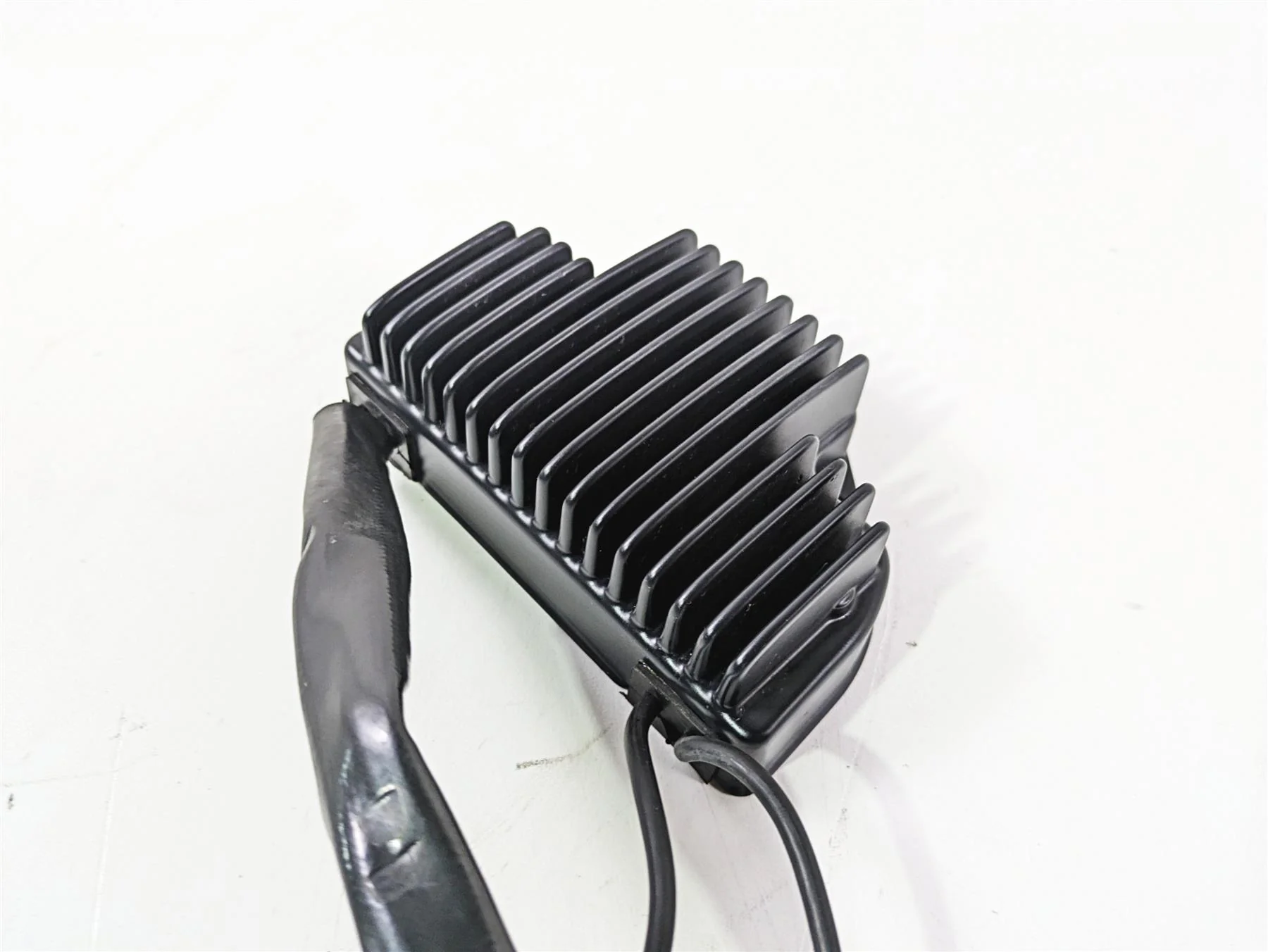2006 Harley VRSCR Street V-Rod Rectifier Voltage Regulator 74440-01 - Image 12