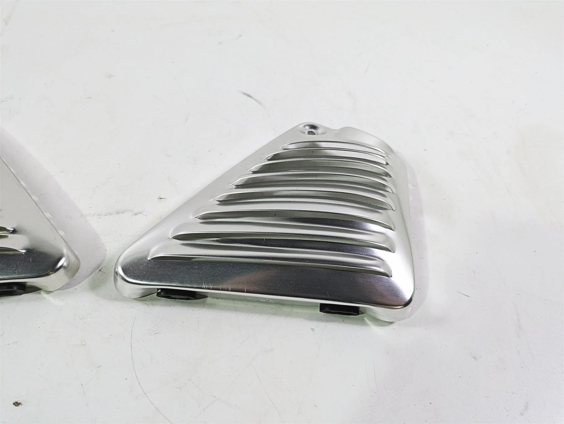 2006 Harley VRSCR Street V-Rod Silver Neck Cover fairing  Set 66155-03 66156-03 - Image 8