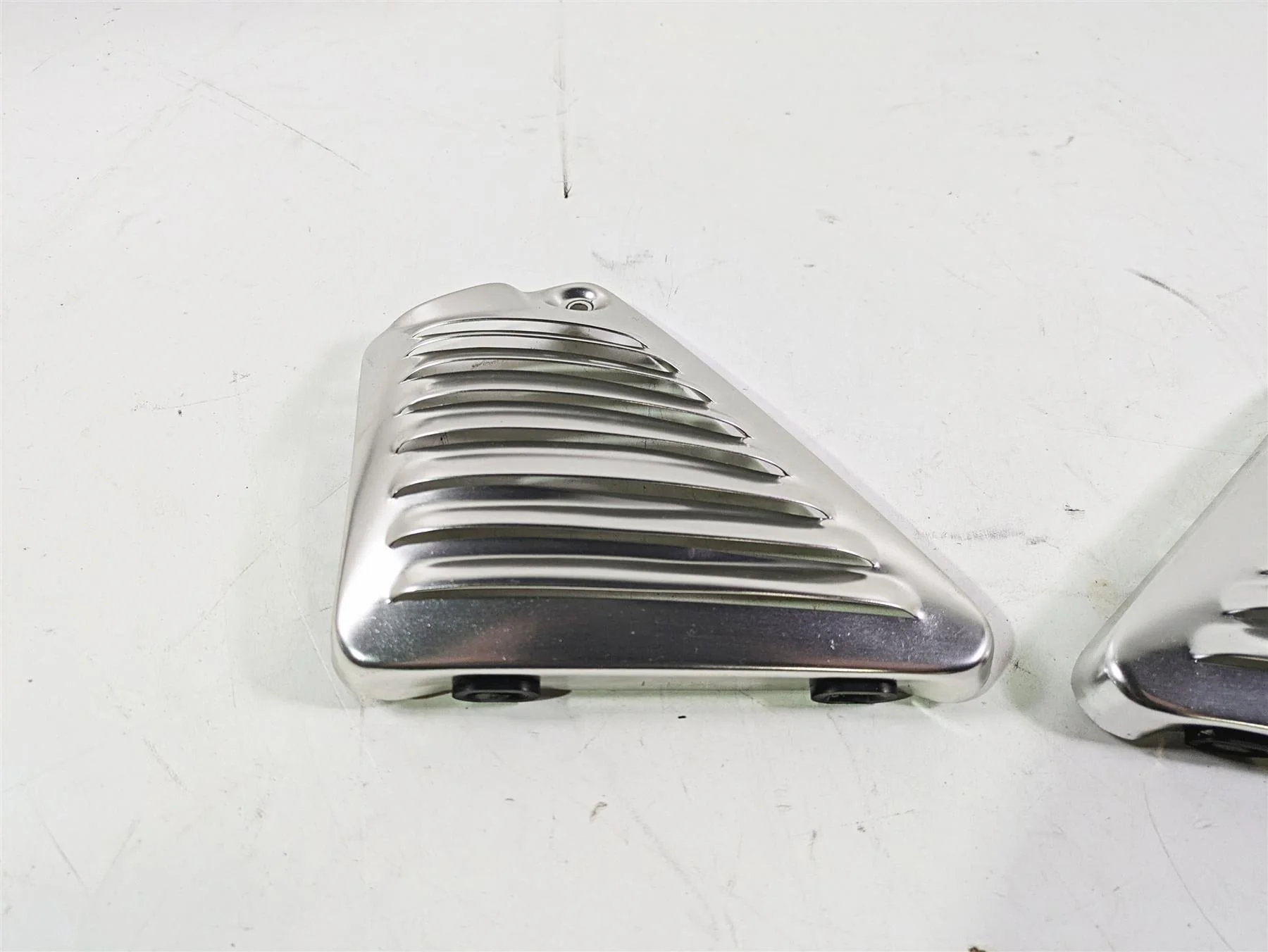 2006 Harley VRSCR Street V-Rod Silver Neck Cover fairing  Set 66155-03 66156-03 - Image 9