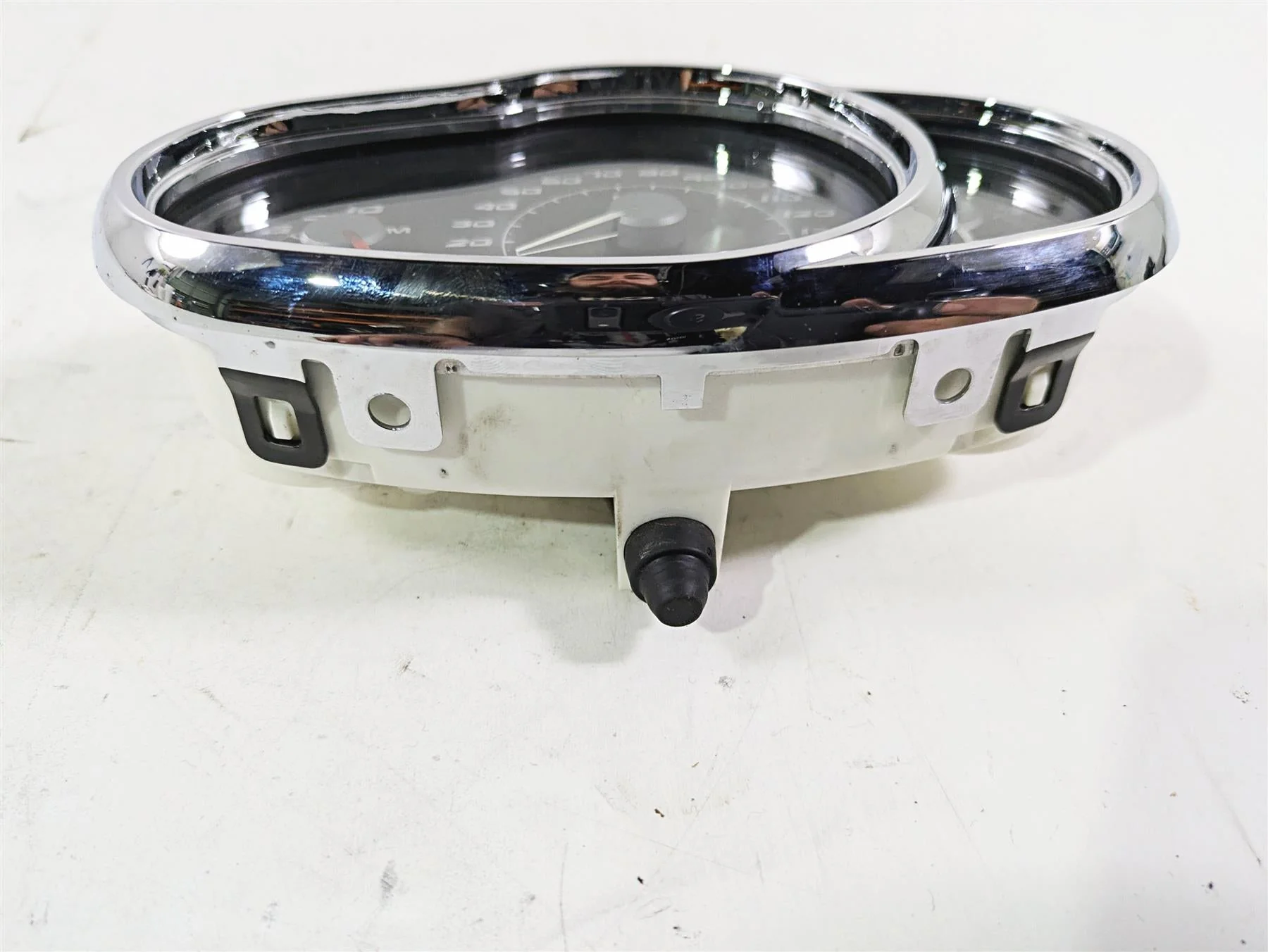 2006 Harley VRSCR Street V-Rod Speedometer Instrument Gauges 10K 67395-06B - Image 3