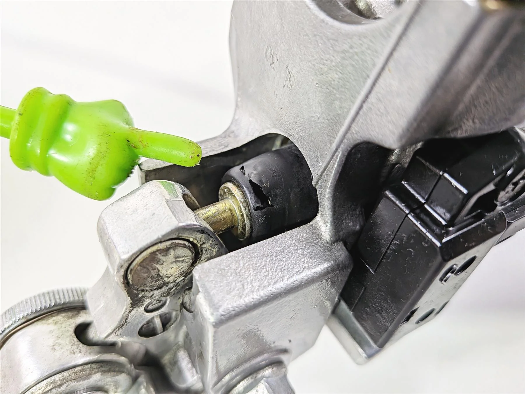 2006 Suzuki C90 VL1500T Boulevard Clutch Master Cylinder Nissin 14mm 59800-10F10 - Image 12