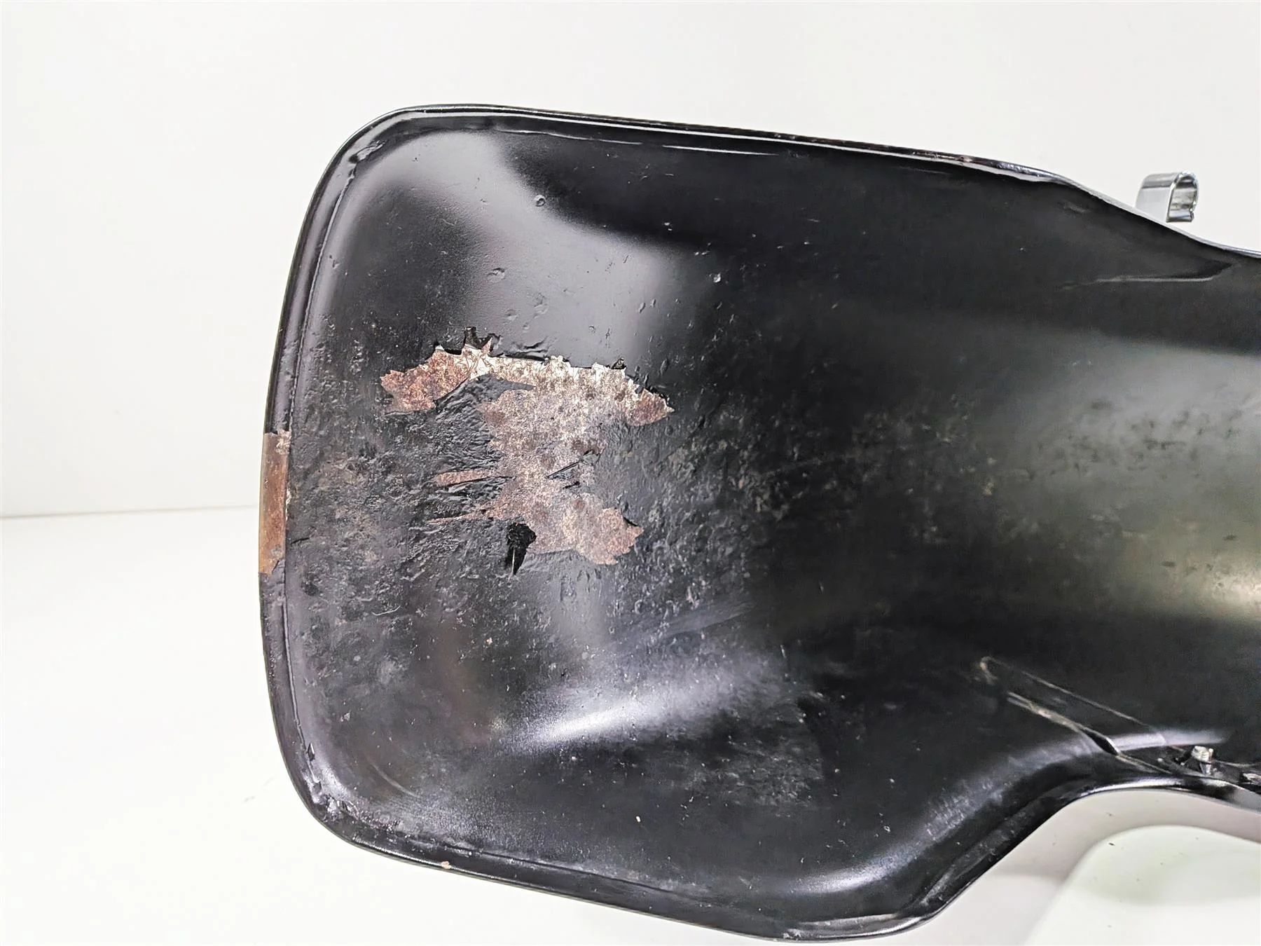 2006 Suzuki C90 VL1500T Boulevard Front Fender 53110-10F30 53110-10F30 - Image 8