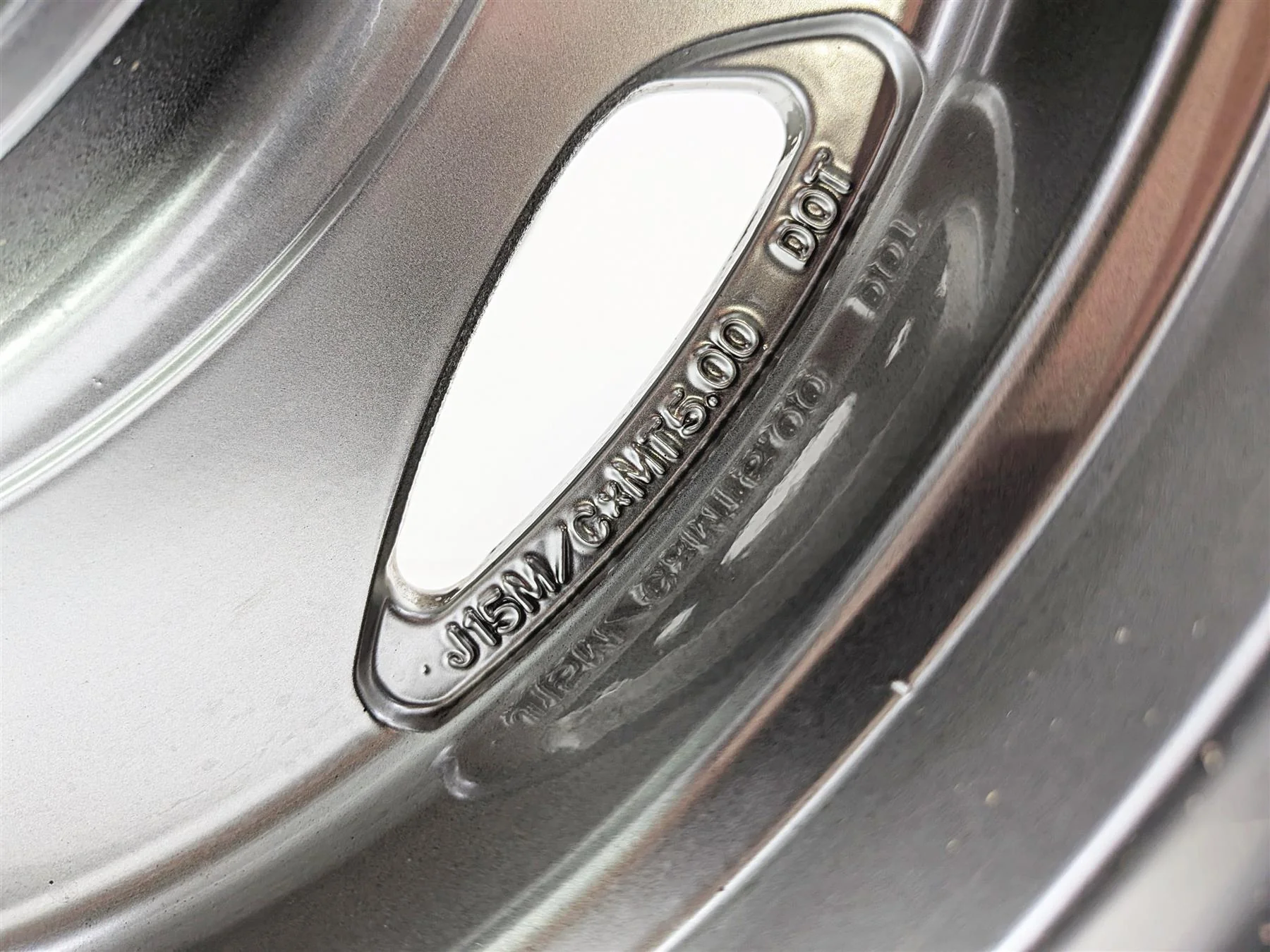 2006 Suzuki C90 VL1500T Boulevard Rear Wheel Rim 15x5 Nice 64100-10830 - Image 8