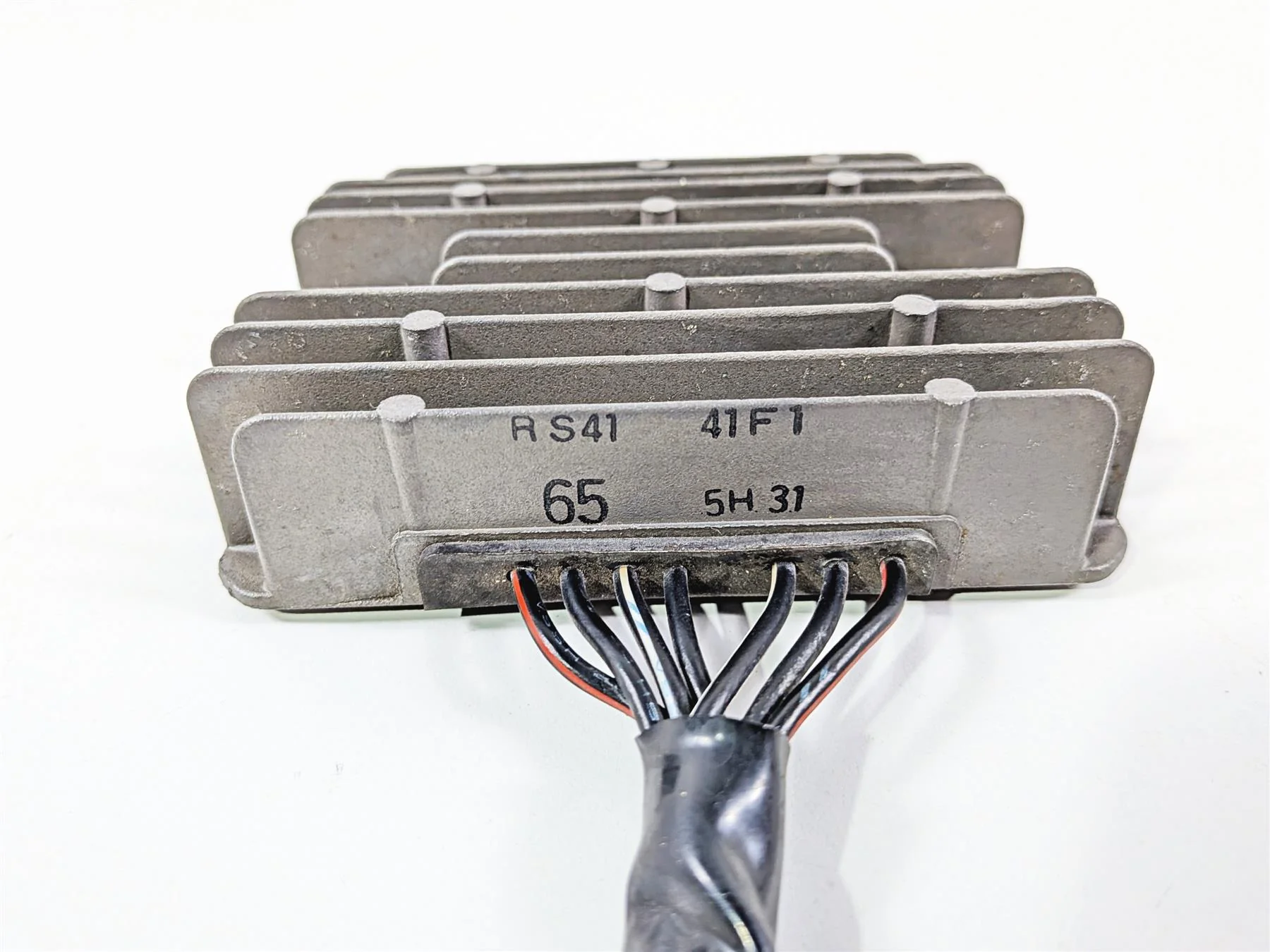 2006 Suzuki C90 VL1500T Boulevard Rectifier Voltage Regulator 32800-47H00 - Image 8