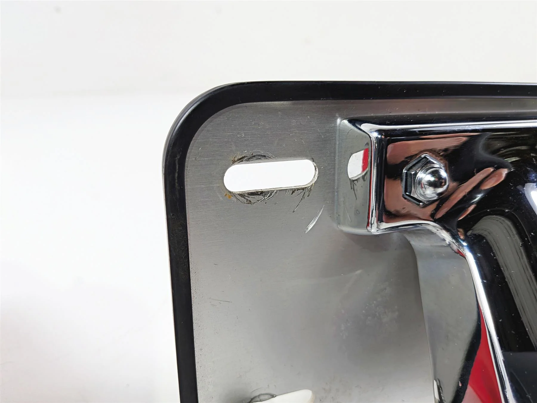 2006 Suzuki C90 VL1500T Boulevard Taillight Blinker Plate Holder Set 35710-10F30 - Image 8