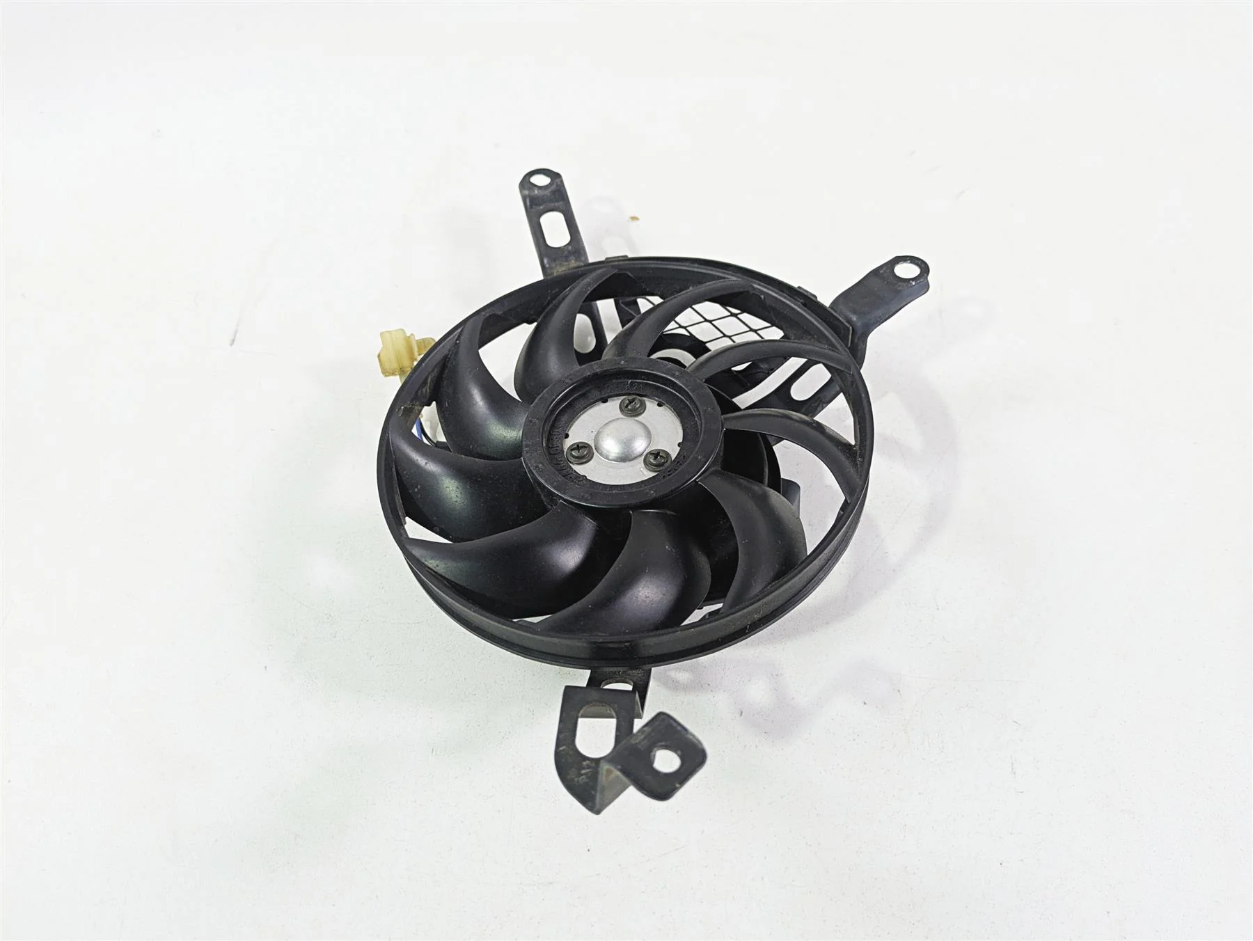 2006 Suzuki GSXR1000 K6 Cooler Radiator Fan - Tested 17800-41G00 - Image 3