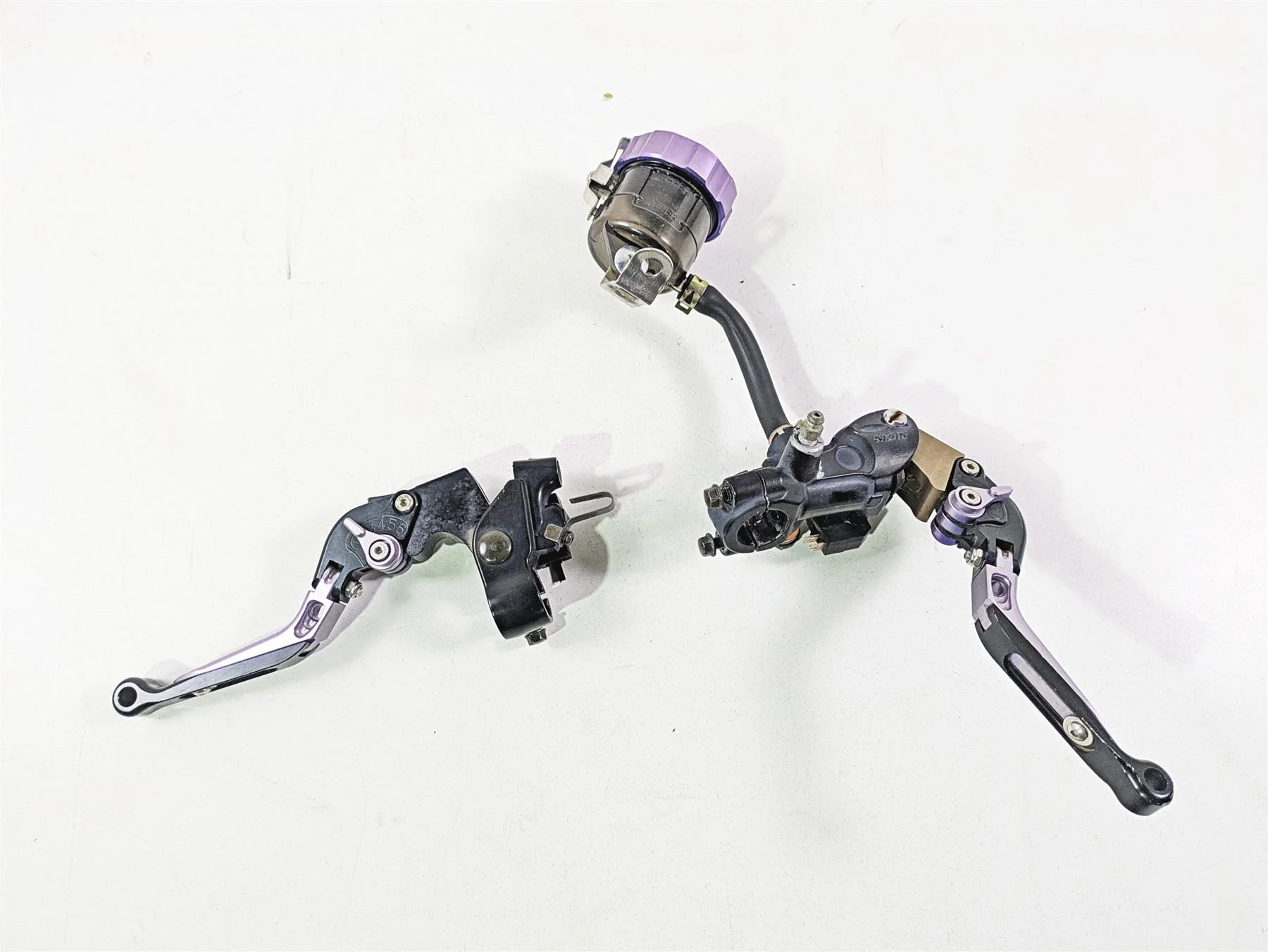 2006 Suzuki GSXR1000 K6 Front Brake Radial Master Cylinder & Clutch 59600-29G10 - Image 4